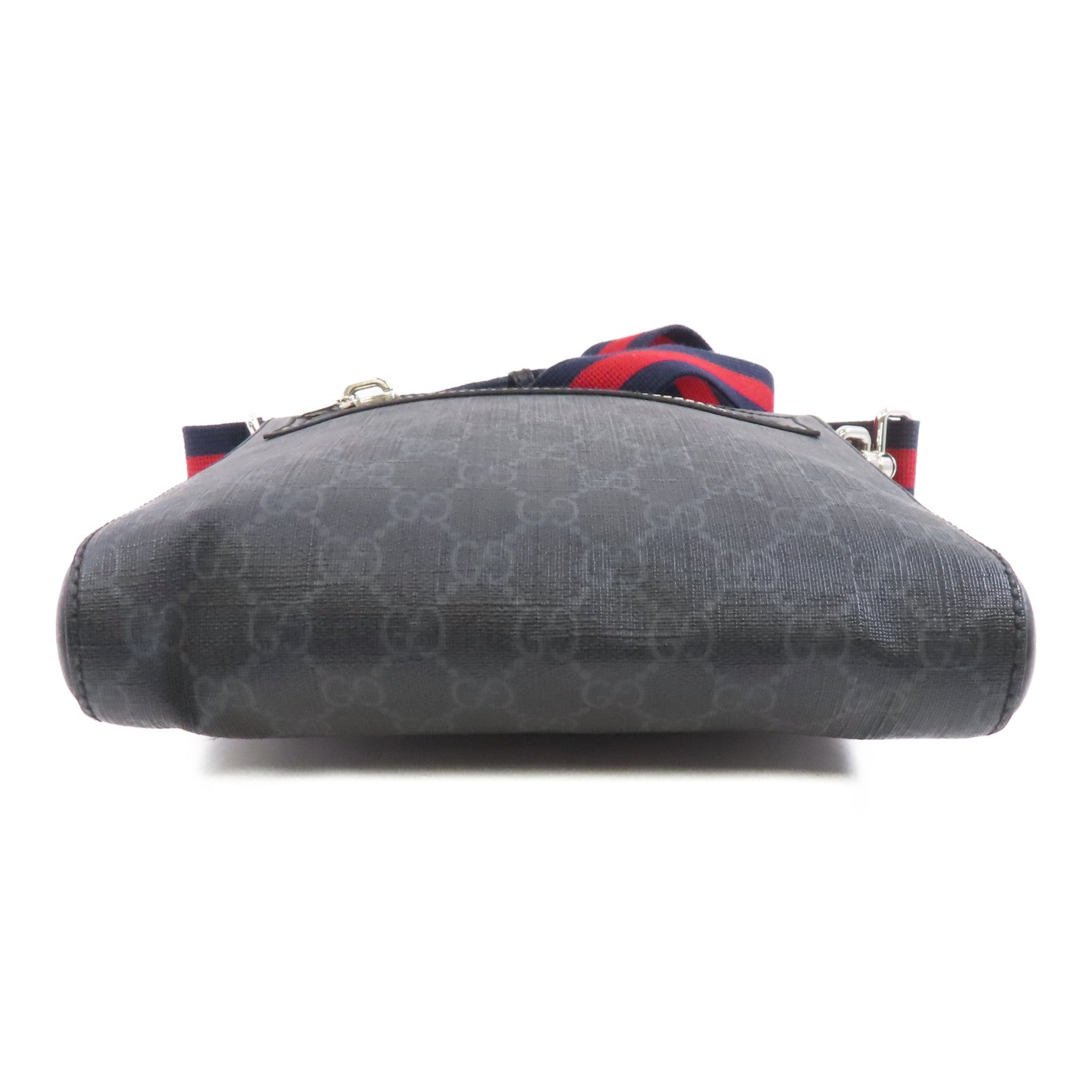 GUCCI 塗層帆布Messenger Bag銀扣肩背袋黑色