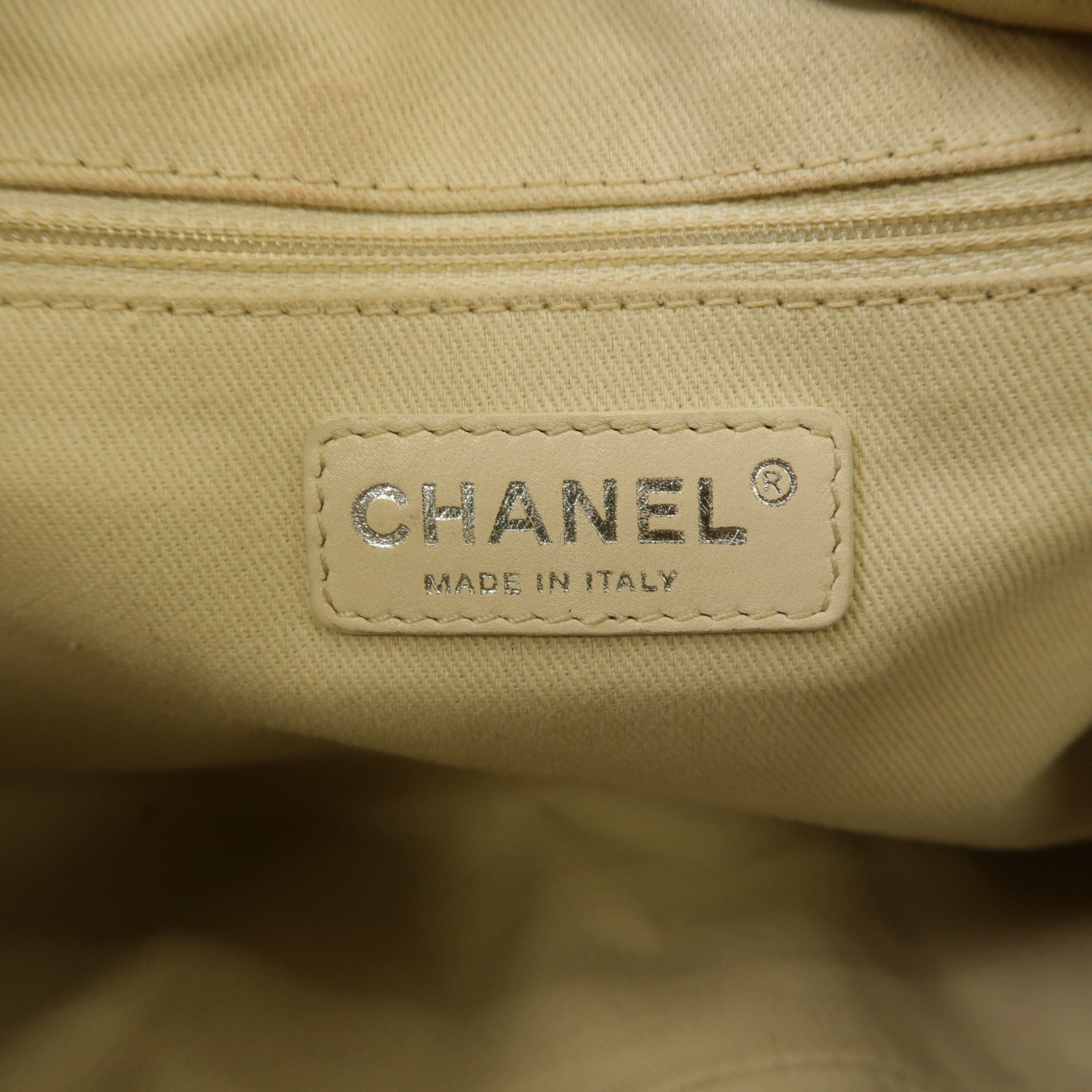 CHANEL 菱格Caviar皮革銀扣手挽袋粉紅色