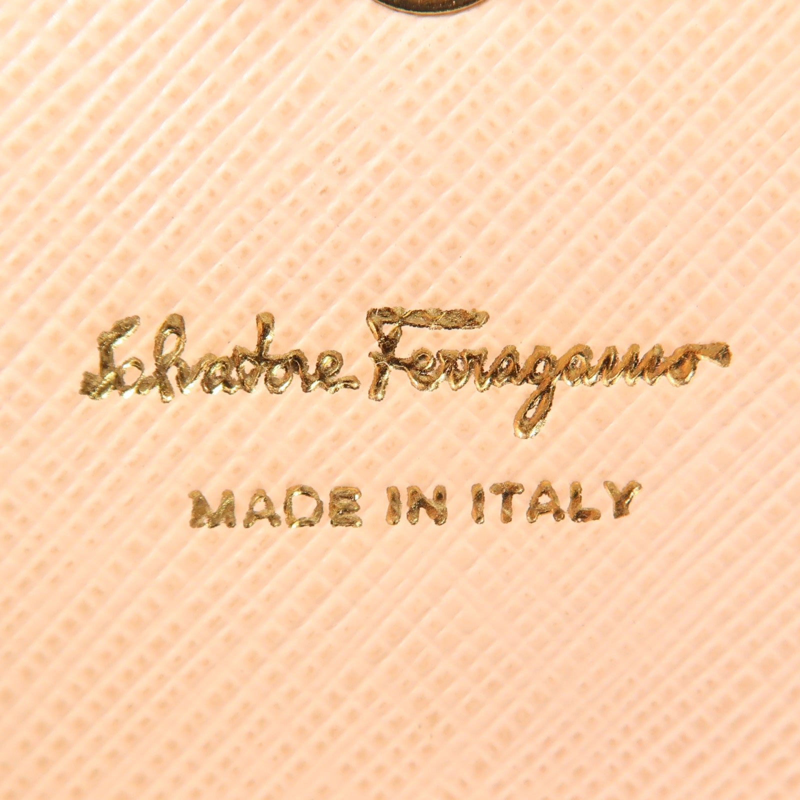 Salvatore Ferragamo 【激減優惠】牛皮皮革Long Wallet金扣長錢包