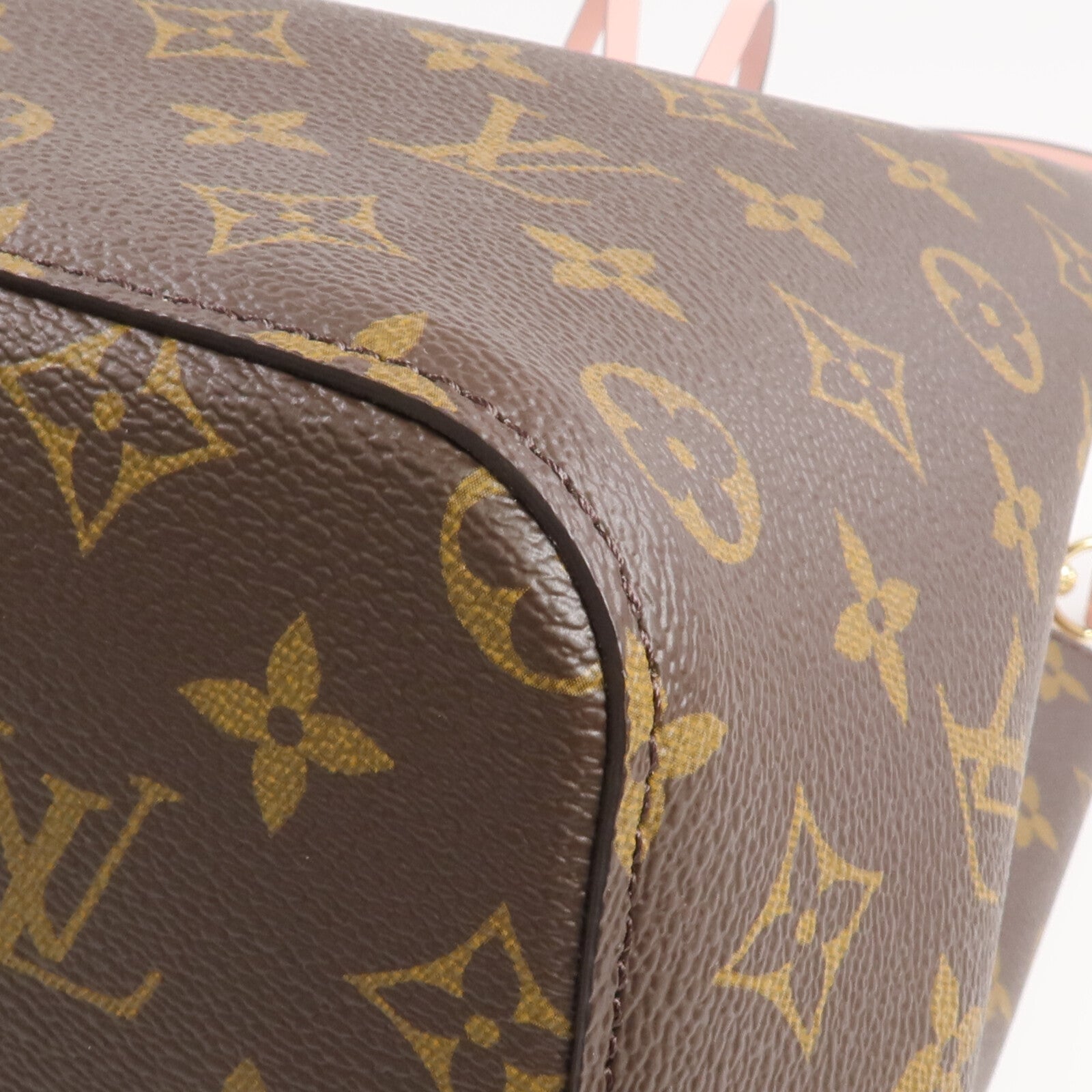 LOUIS VUITTON Monogram Neo Noe金扣肩背袋