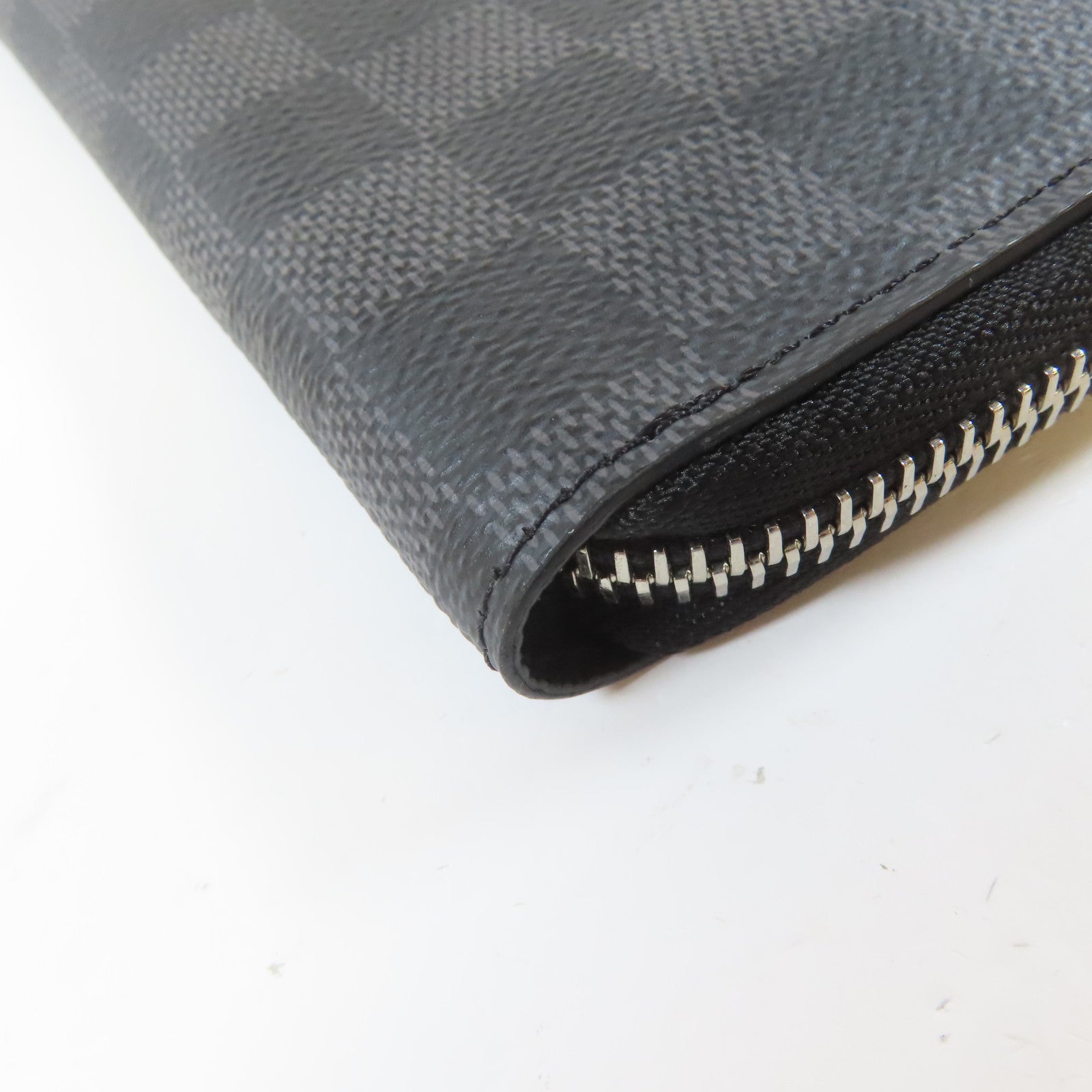 LOUIS VUITTON Damier Graphite Zippy Wallet Vertical銀扣長錢包黑色