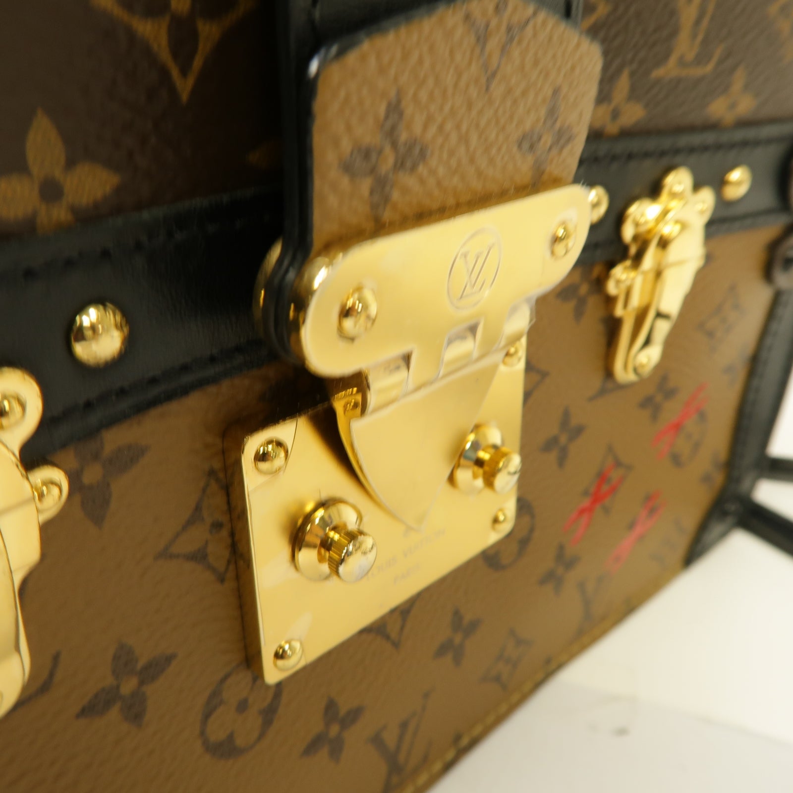 LOUIS VUITTON Monogram Reverse Trunk Clutch金扣棕色/黒色