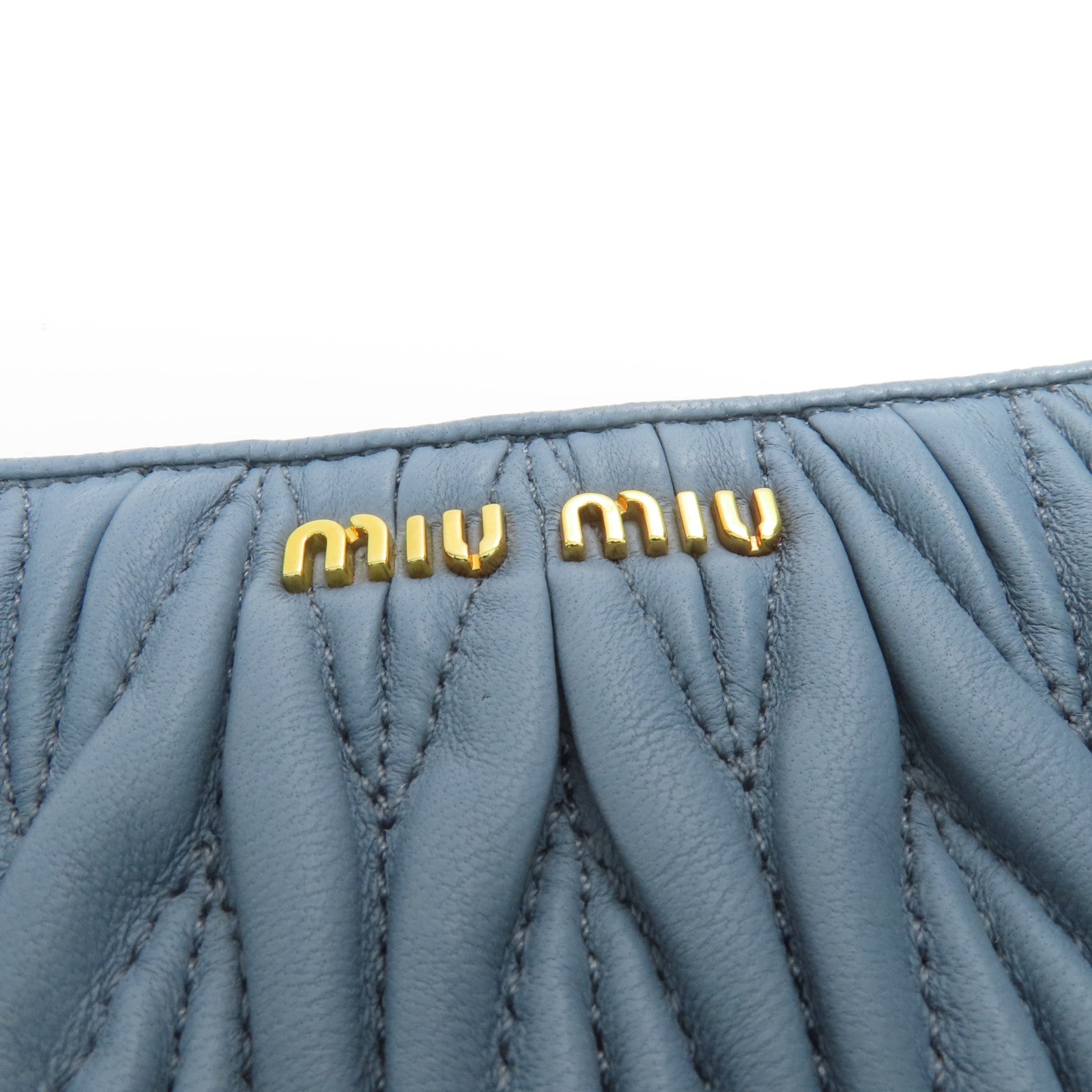 Miu Miu 【激減優惠】羊皮皮革Pouch金扣手拿包