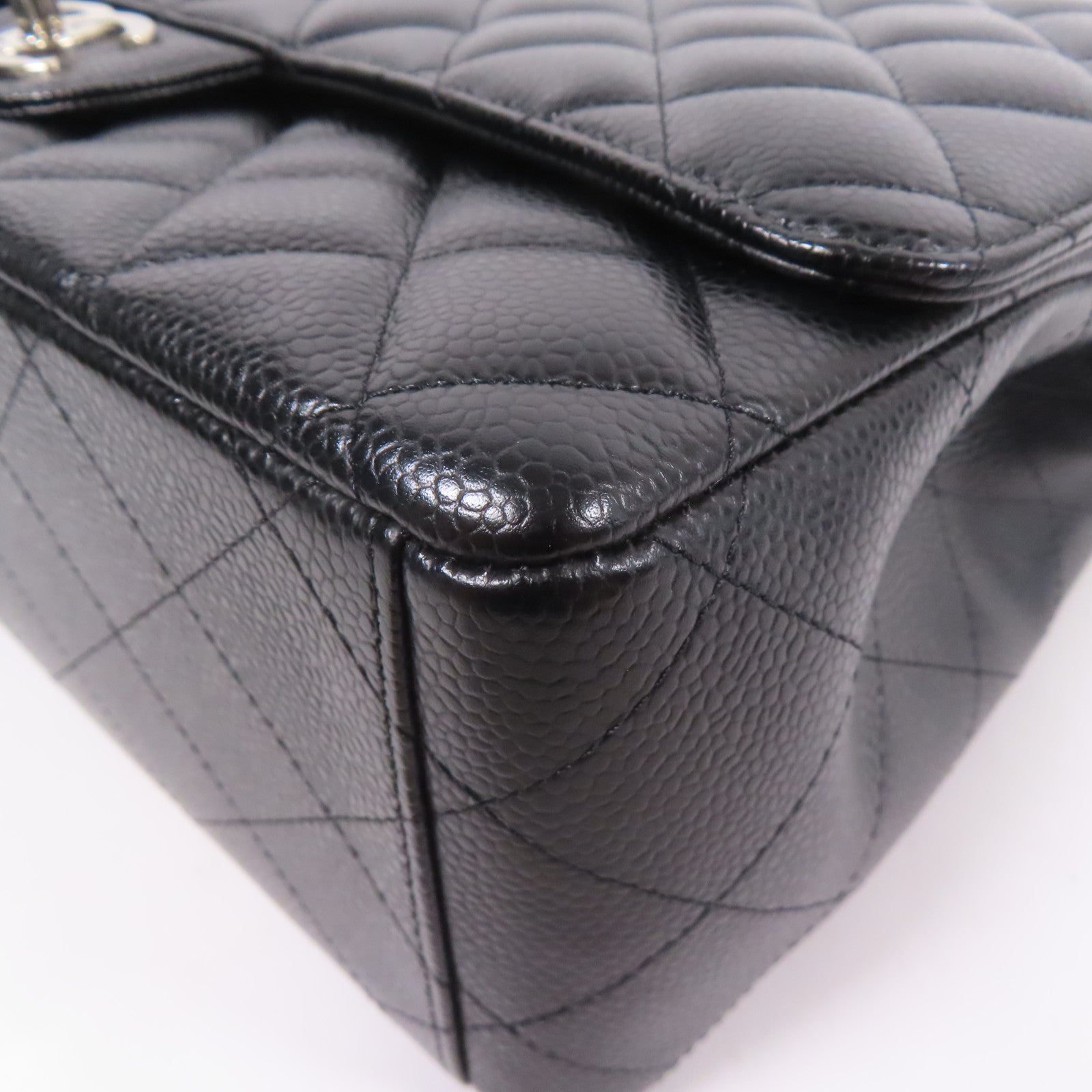 CHANEL 牛皮皮革Maxi Classic銀扣肩背袋