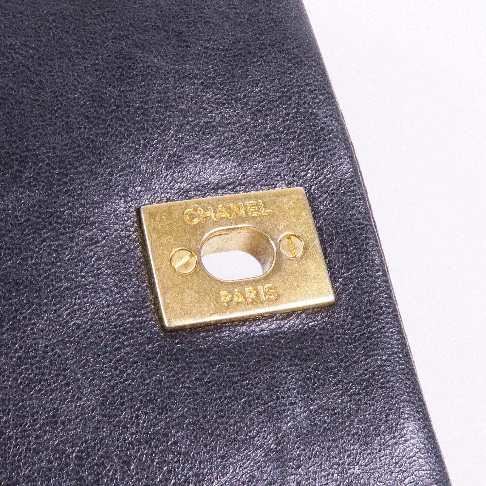 CHANEL 牛皮皮革Chain Shoulder金扣鏈帶肩背袋