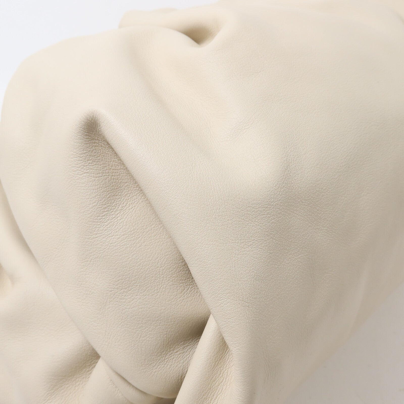 BOTTEGA VENETA 牛皮皮革The Pouch手拿包