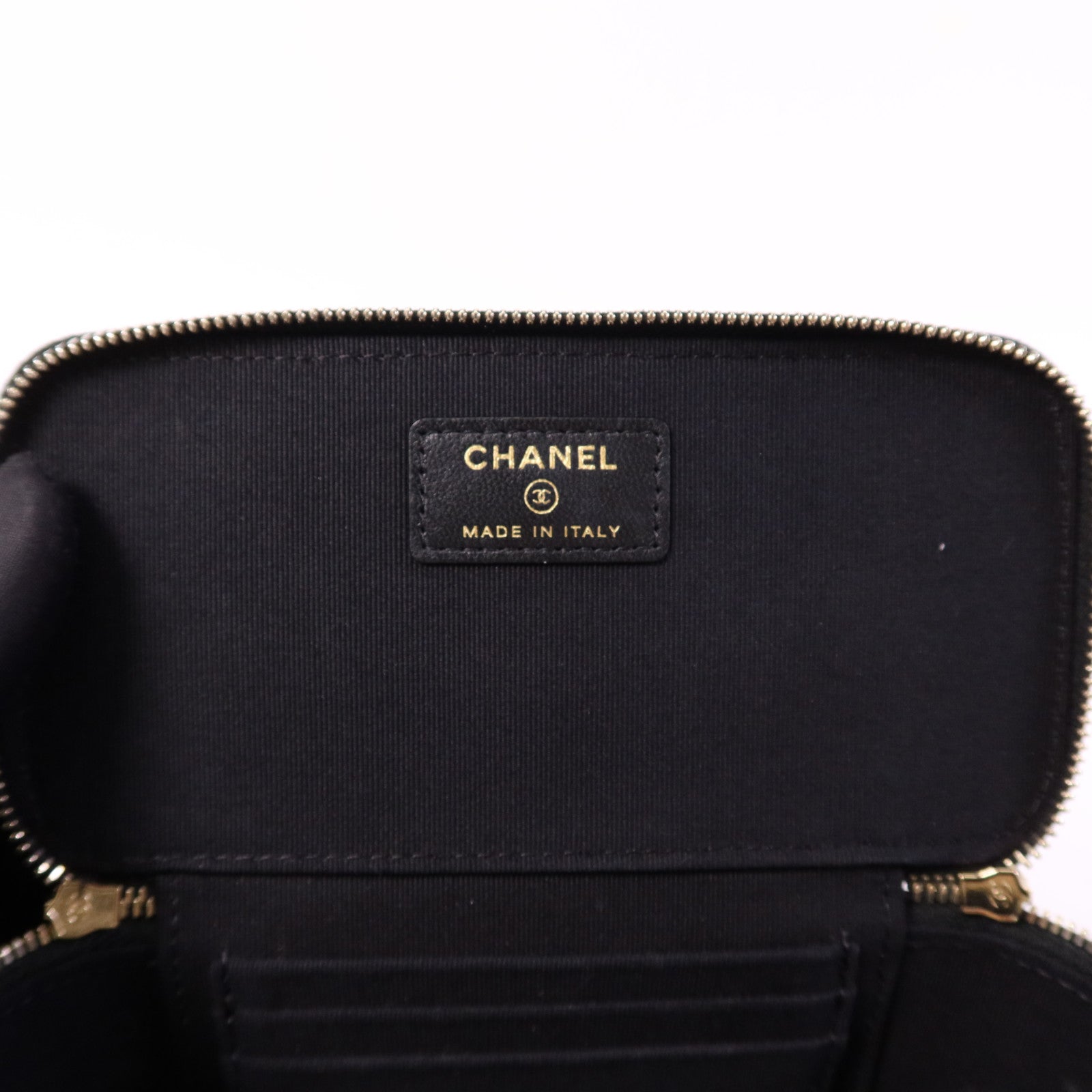 CHANEL 羊皮皮革Vanity Case金扣鏈帶肩背袋