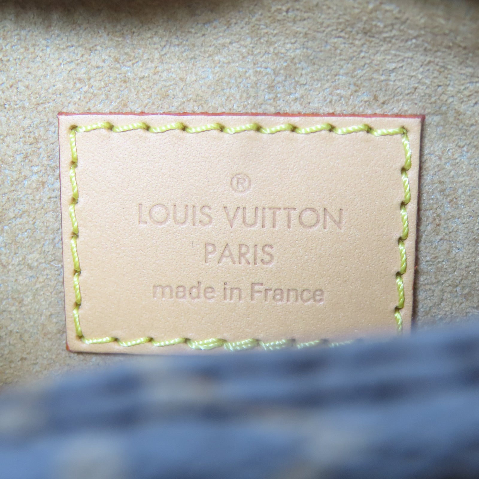 LOUIS VUITTON Monogram Loop Bag金扣肩背袋啡色