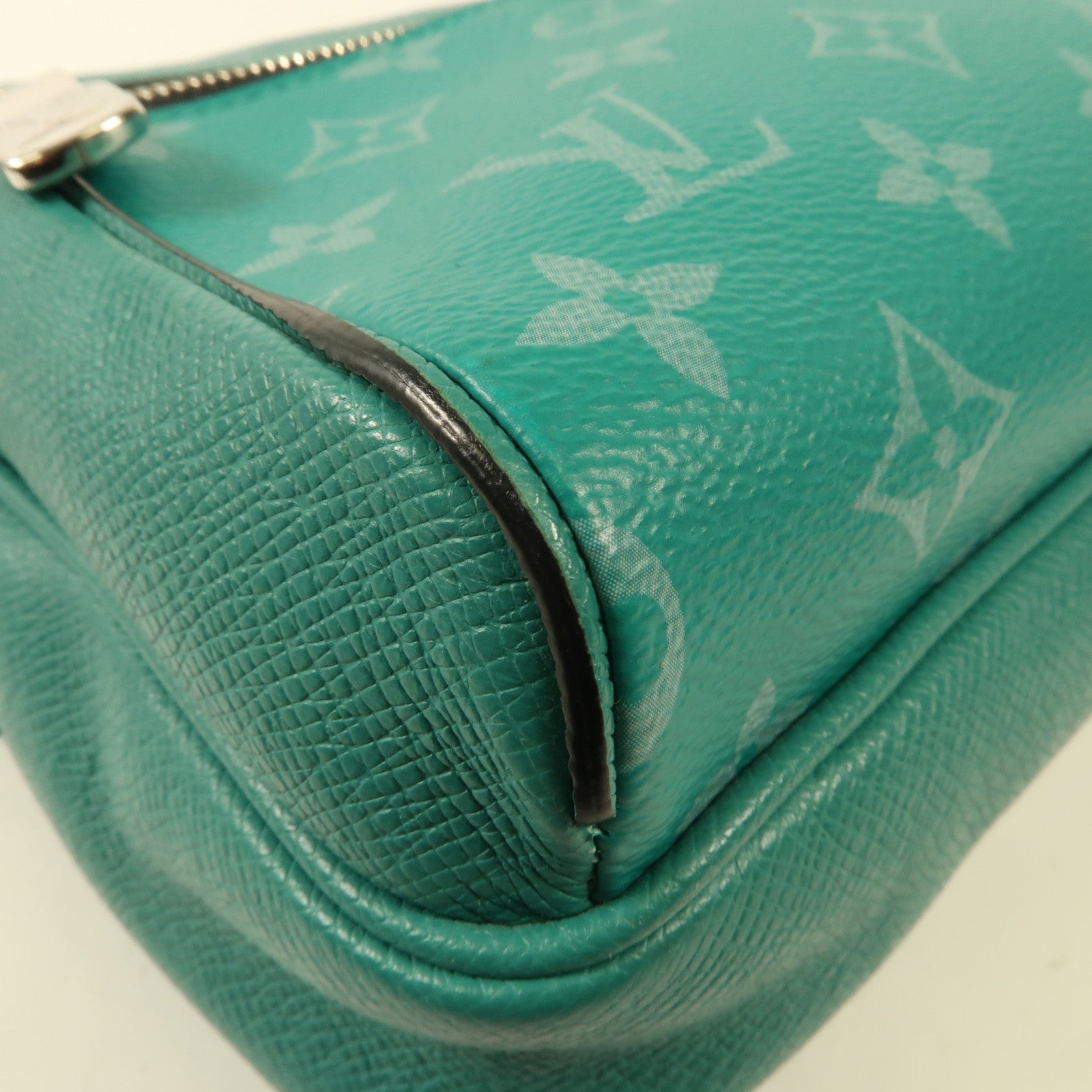 LOUIS VUITTON 【激減優惠】Tigrama Outdoor Messenger肩背袋