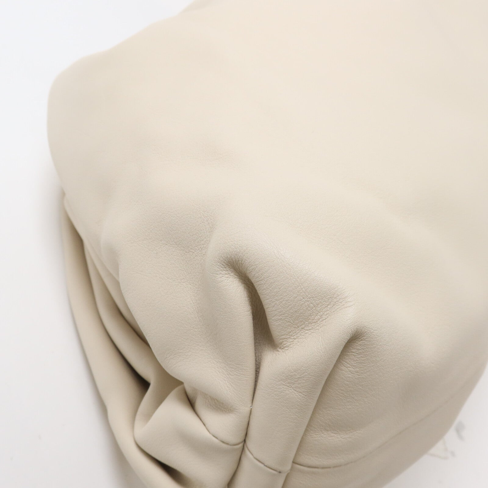 BOTTEGA VENETA 牛皮皮革The Pouch手拿包
