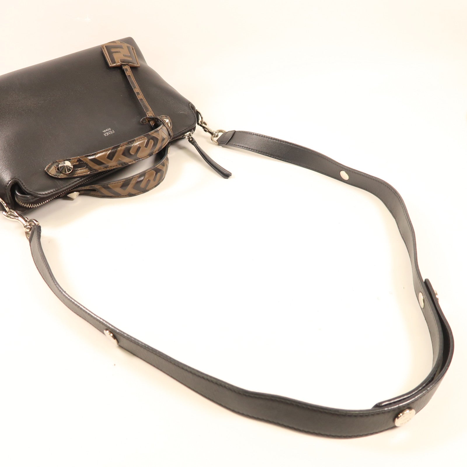 FENDI 牛皮皮革By The Way銀扣肩背袋