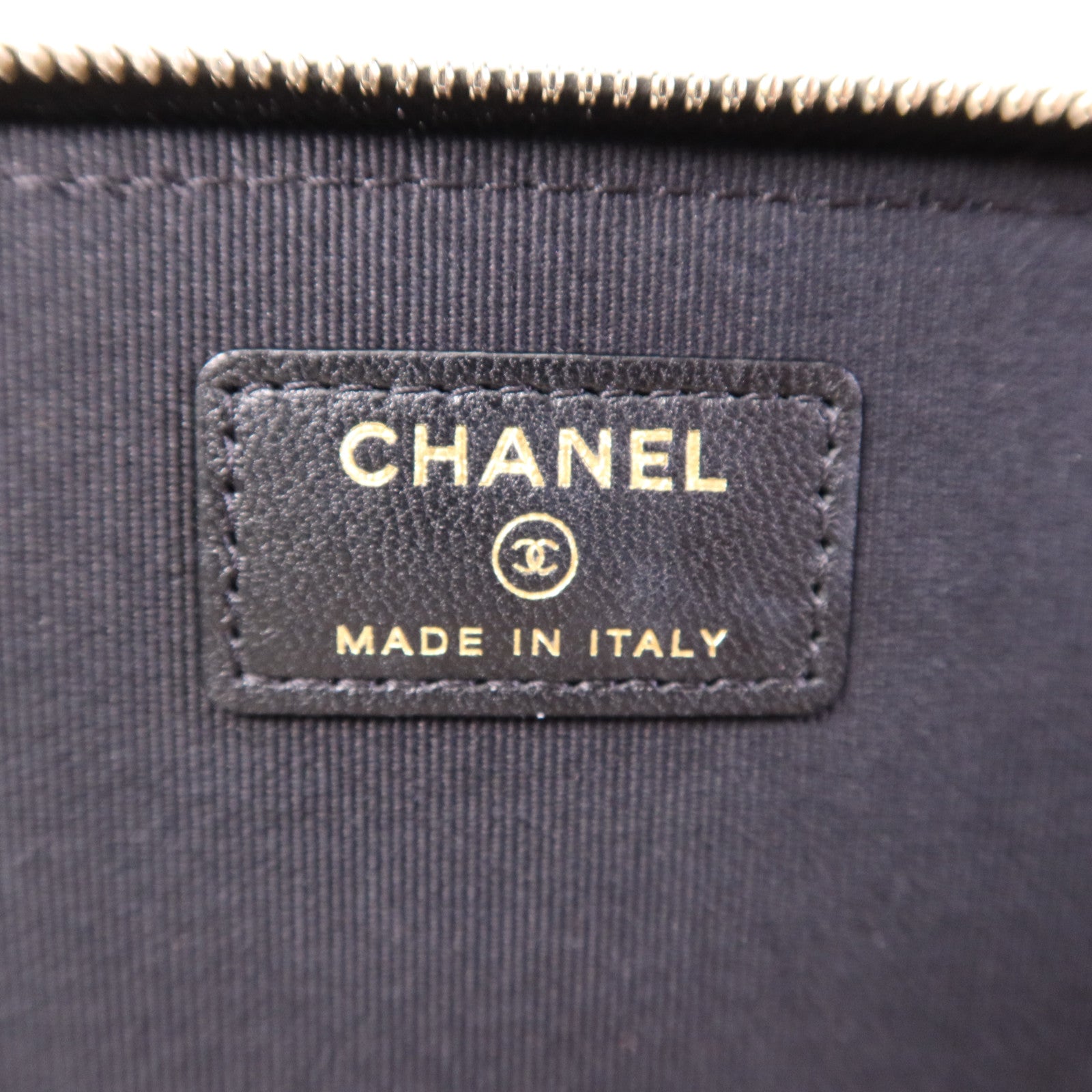 CHANEL 羊皮皮革Vanity Case金扣鏈帶肩背袋