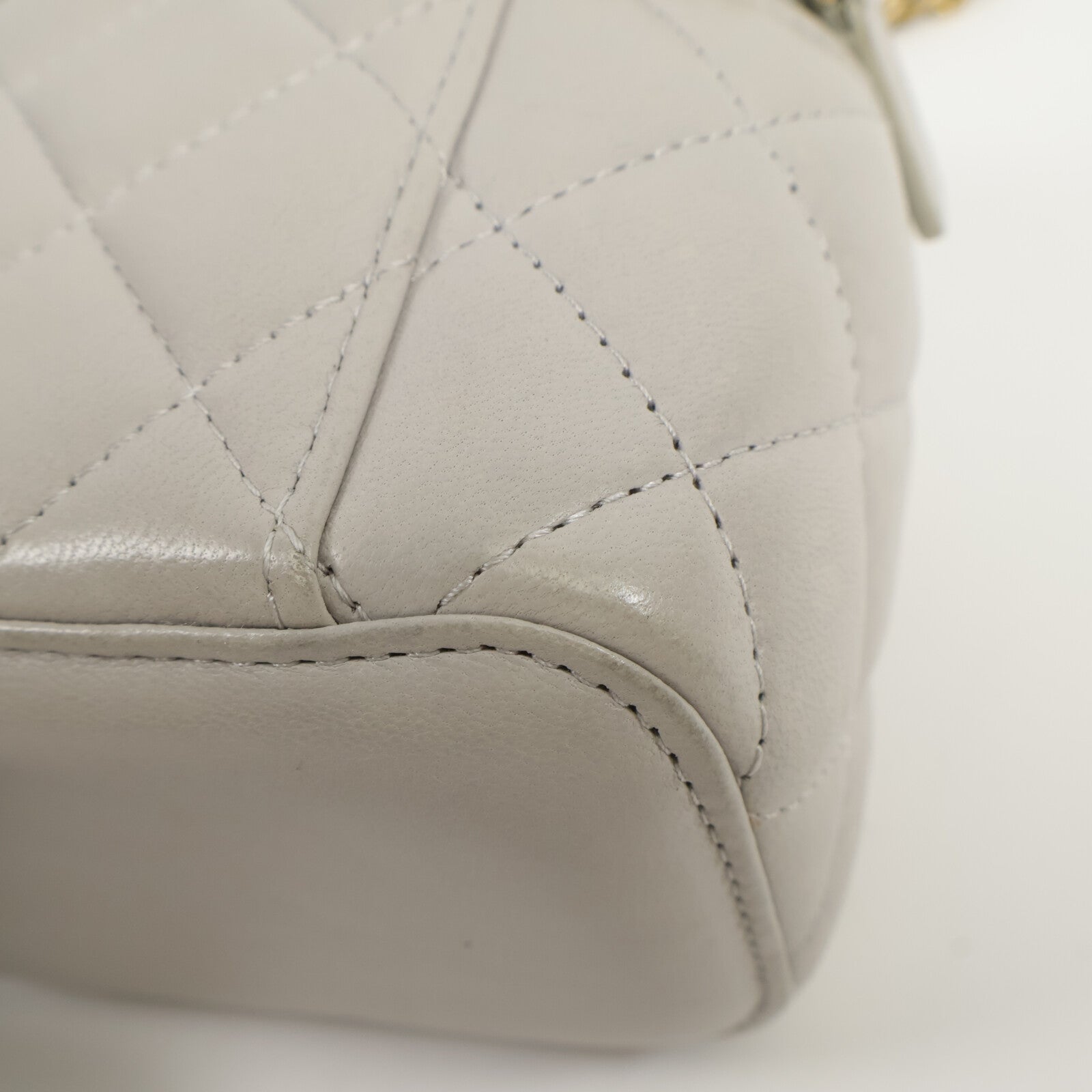 CHANEL 羊皮皮革Mini Handle Vanity Case鏈帶肩背袋