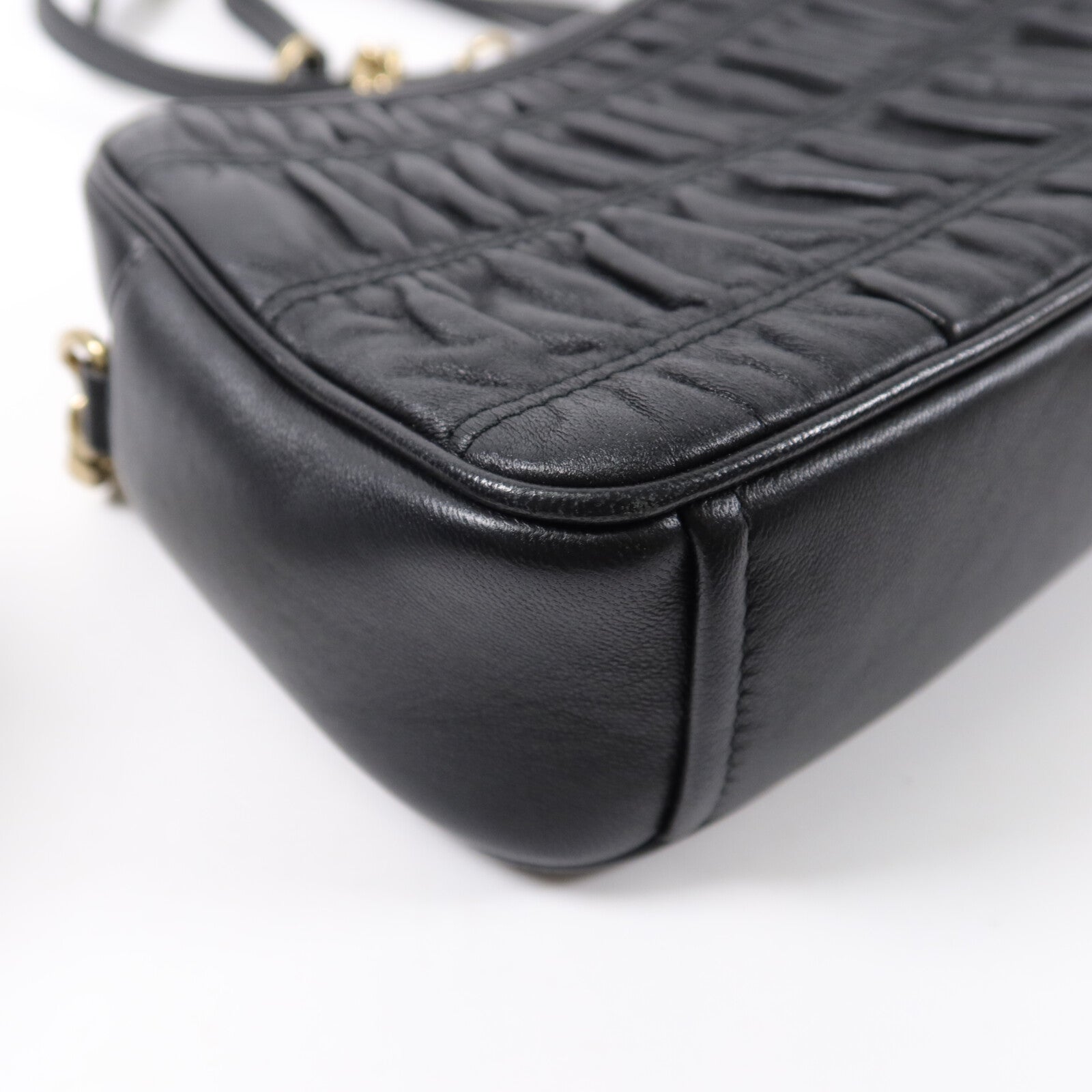 PRADA 牛皮皮革Shoulder Bag鏈帶肩背袋