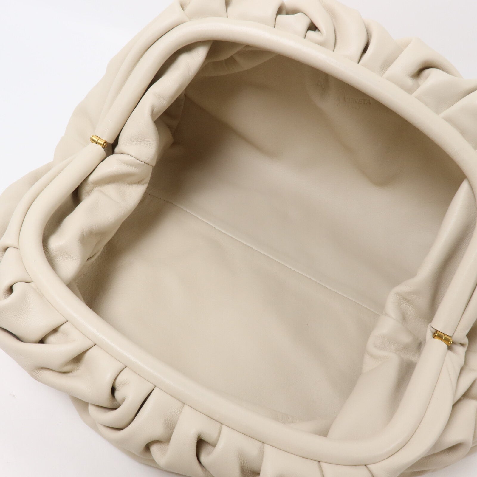 BOTTEGA VENETA 牛皮皮革The Pouch手拿包