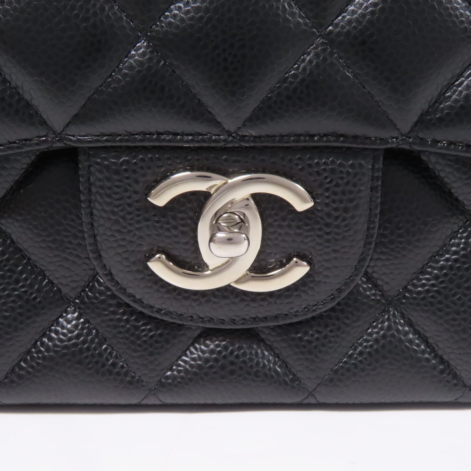 CHANEL 牛皮皮革Maxi Classic銀扣肩背袋