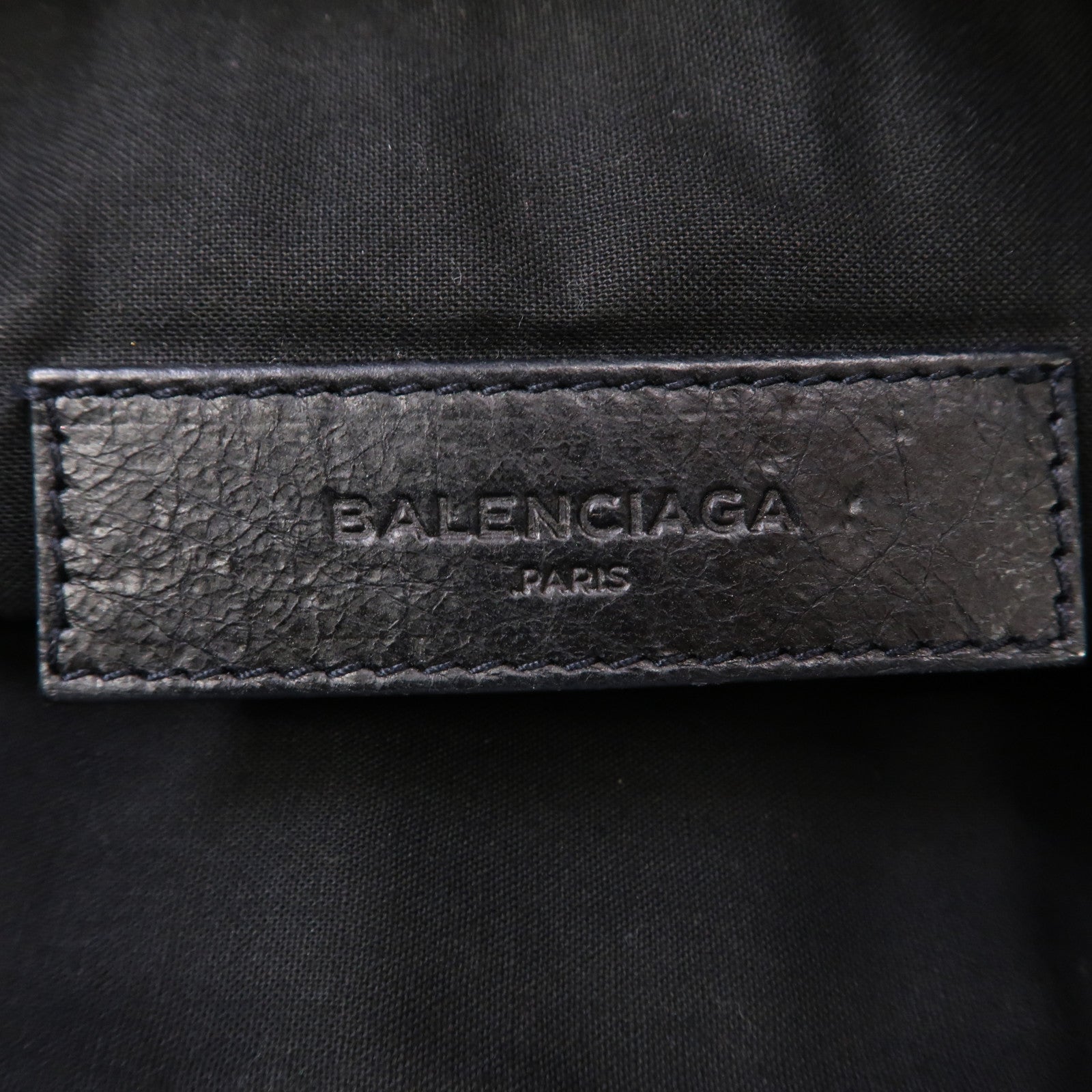 BALENCIAGA 牛皮皮革Clip M Clutch Bag銀扣手拿包黑色