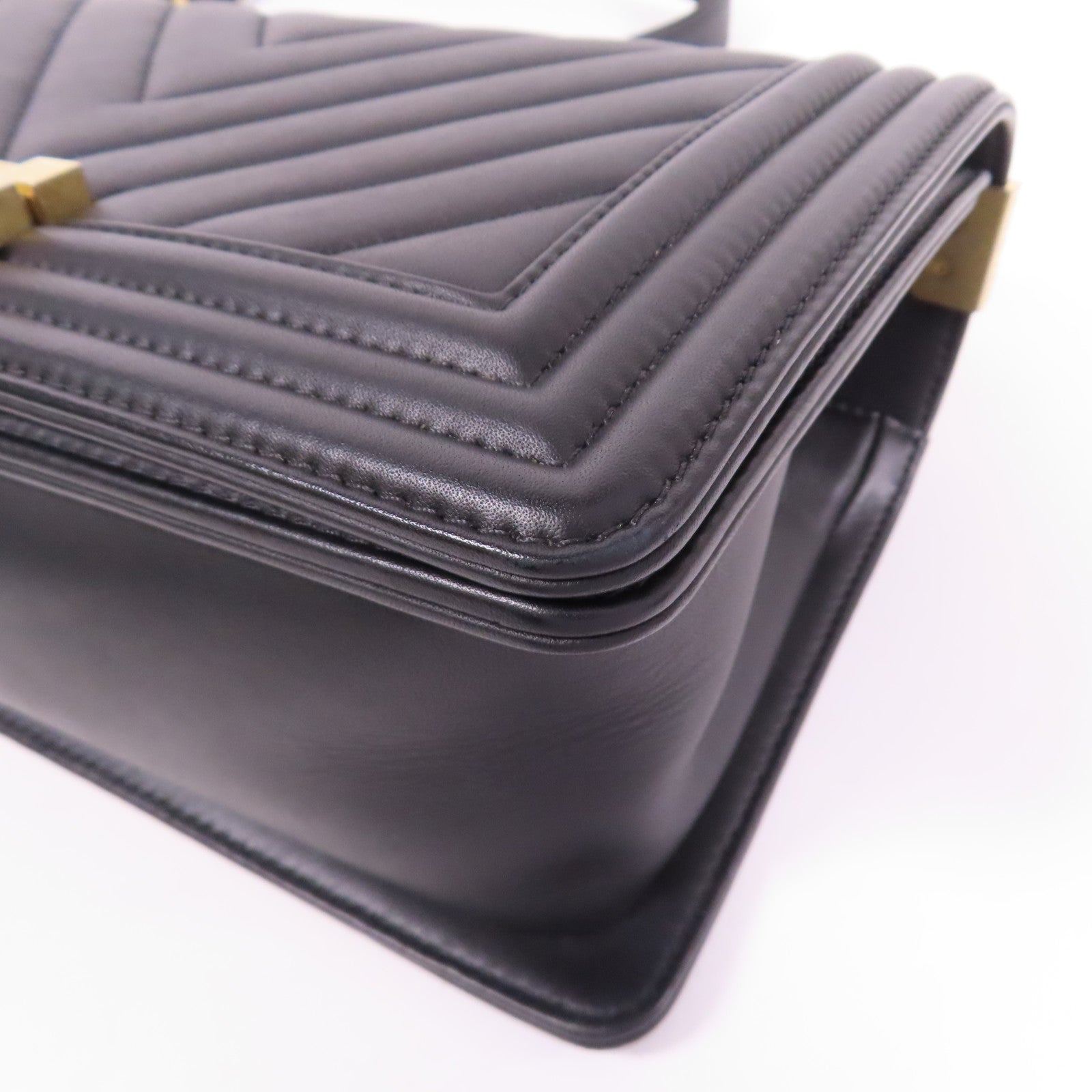 CHANEL CC GHW Boy 25 Chain Shoulder Bag Lambskin Leather Black