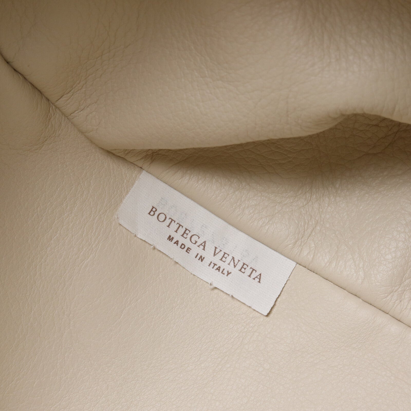 BOTTEGA VENETA 牛皮皮革The Pouch手拿包