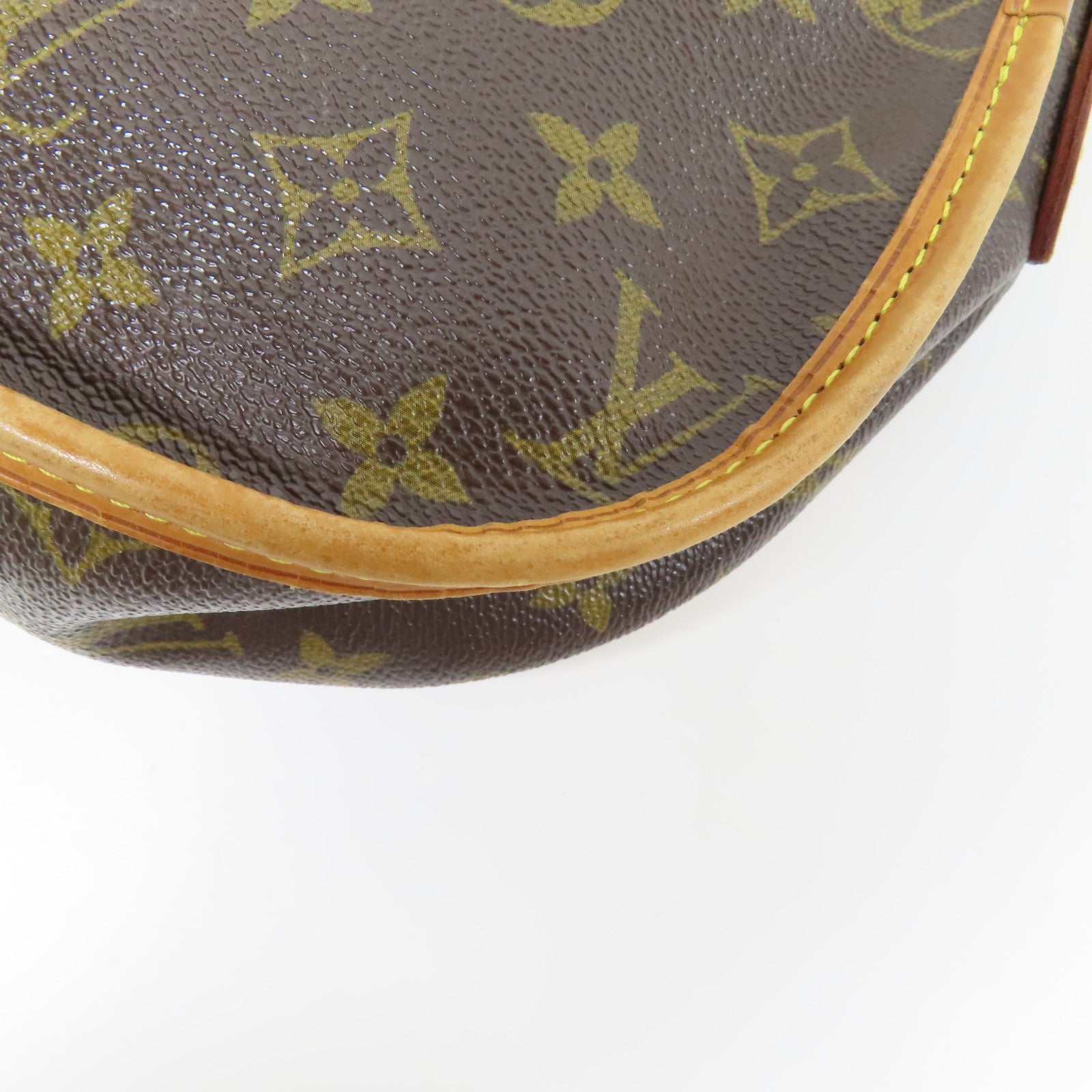 LOUIS VUITTON Monogram Menilmontant金扣肩背袋棕色