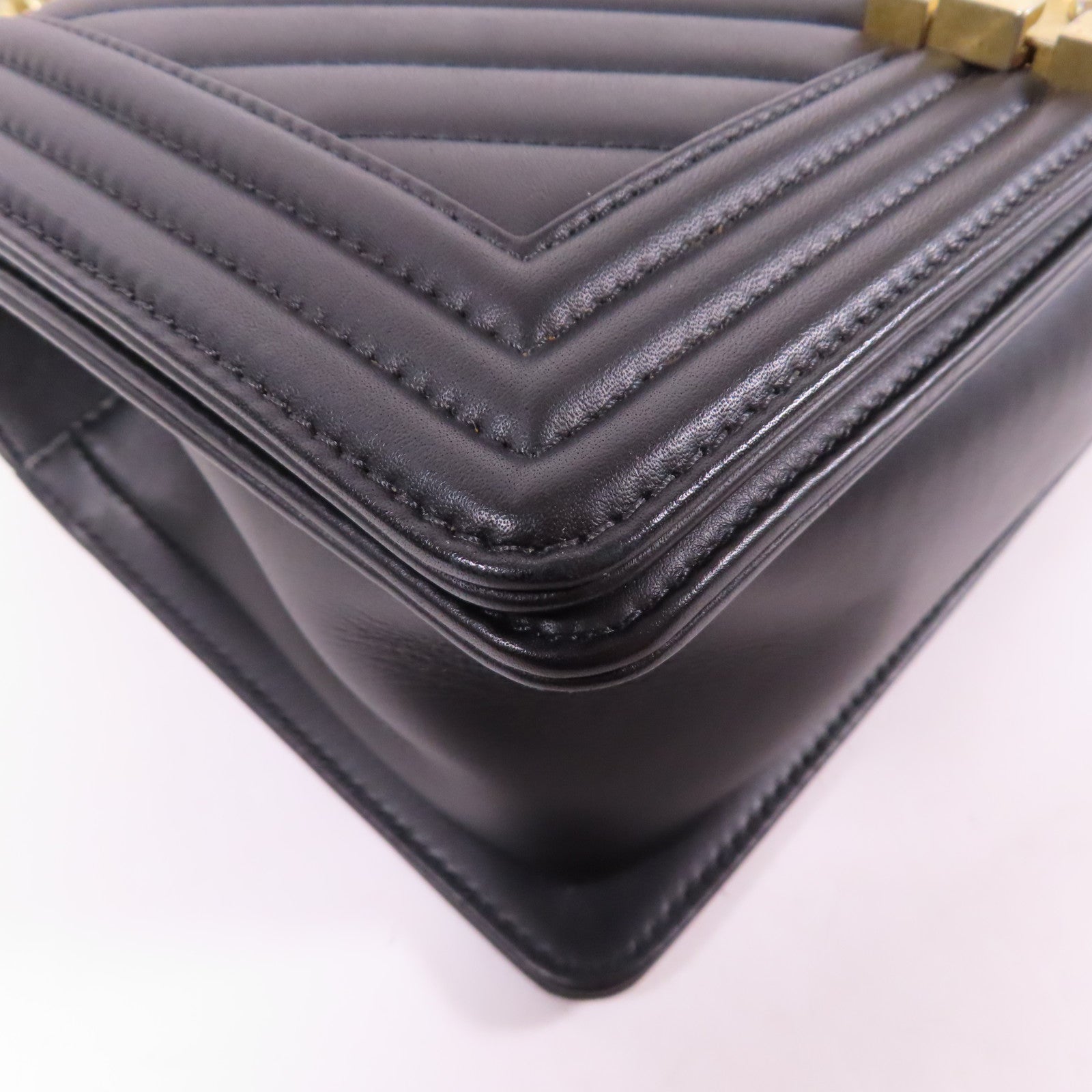 CHANEL CC GHW Boy 25 Chain Shoulder Bag Lambskin Leather Black
