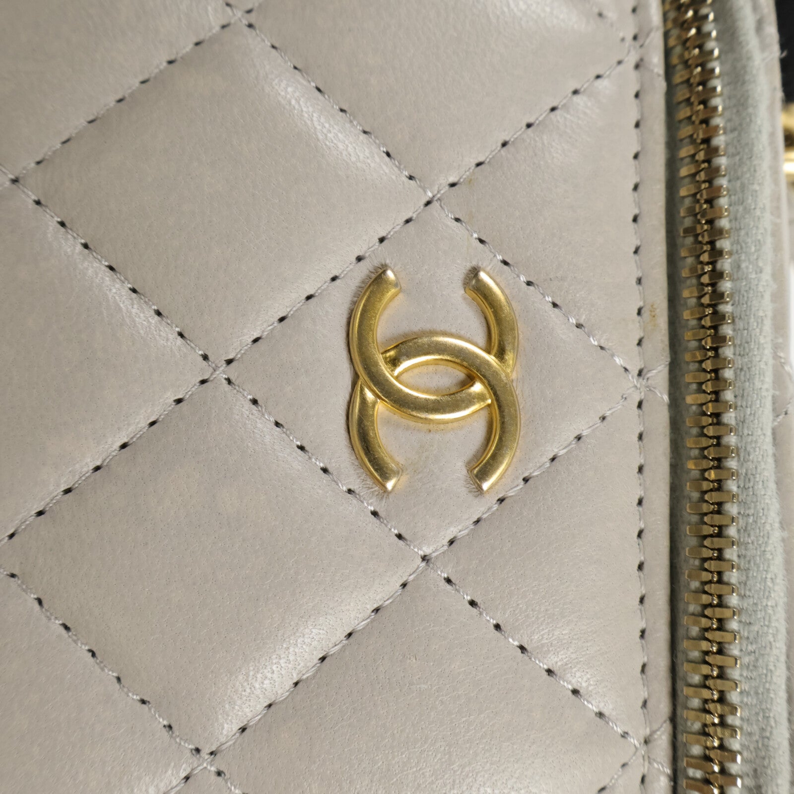 CHANEL 羊皮皮革Mini Handle Vanity Case鏈帶肩背袋