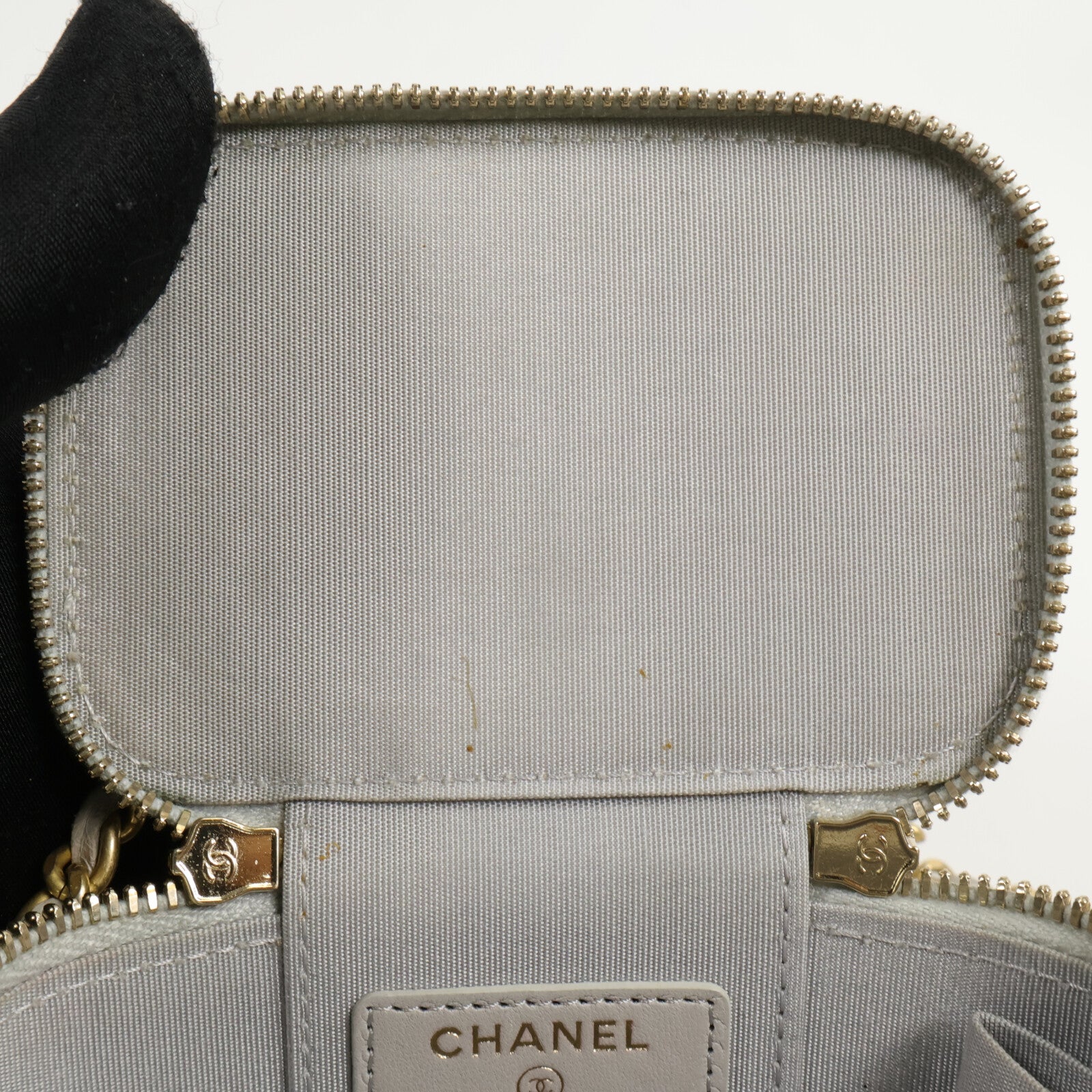 CHANEL 羊皮皮革Mini Handle Vanity Case鏈帶肩背袋