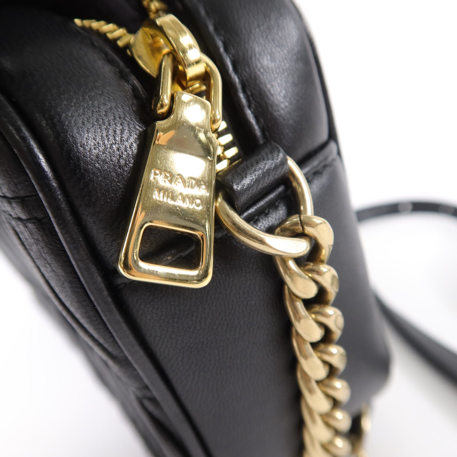 PRADA 牛皮皮革Shoulder Bag鏈帶肩背袋