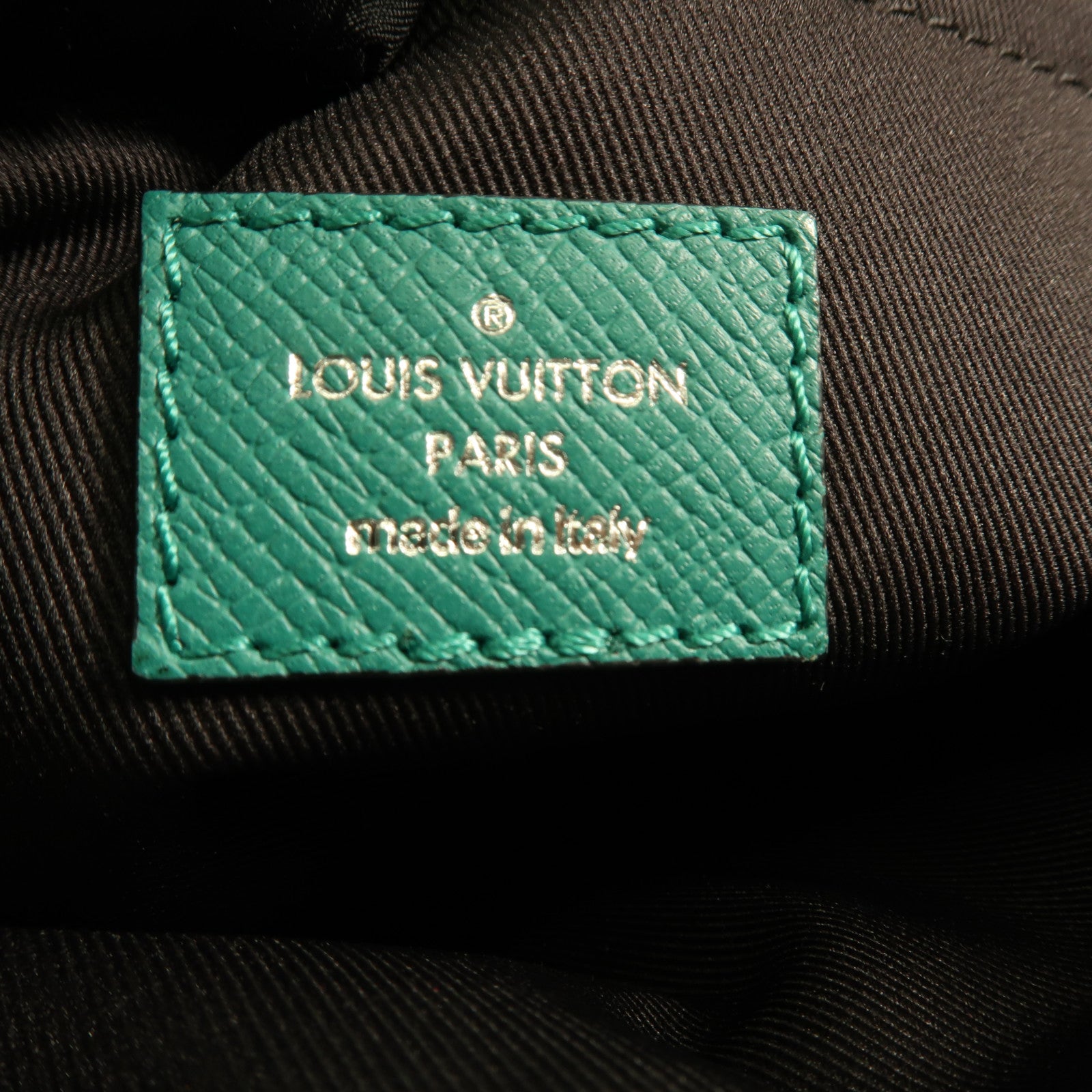 LOUIS VUITTON 【激減優惠】Tigrama Outdoor Messenger肩背袋