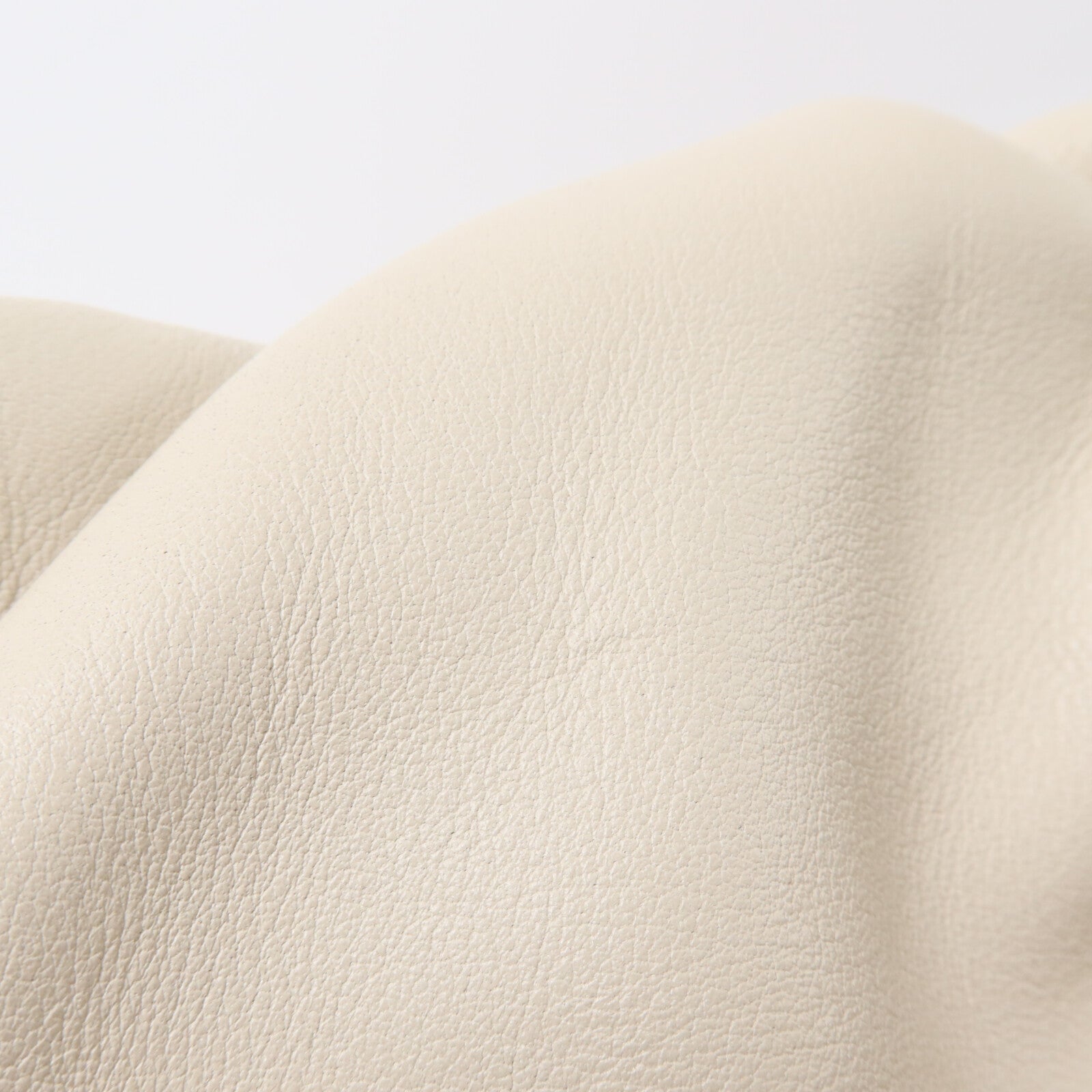 BOTTEGA VENETA 牛皮皮革The Pouch手拿包