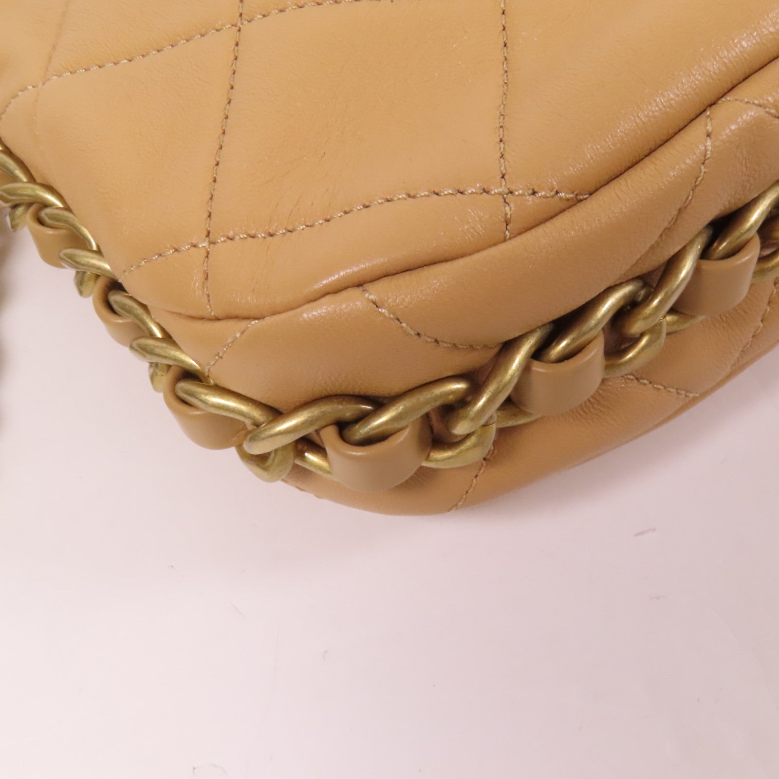 CHANEL 牛皮皮革Chain Shoulder金扣鏈帶肩背袋