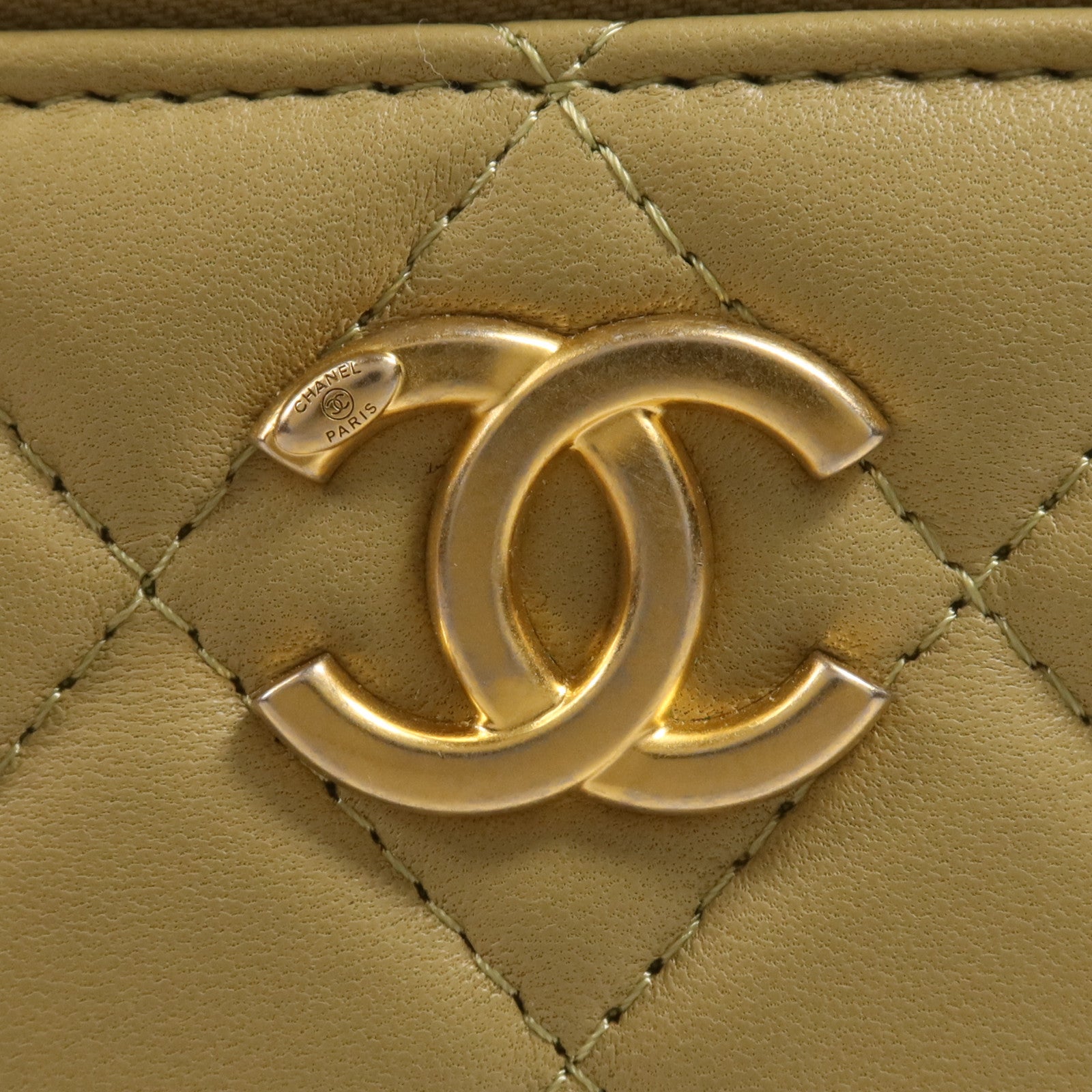 CHANEL 羊皮皮革Vanity Case金扣手挽肩背兩用袋