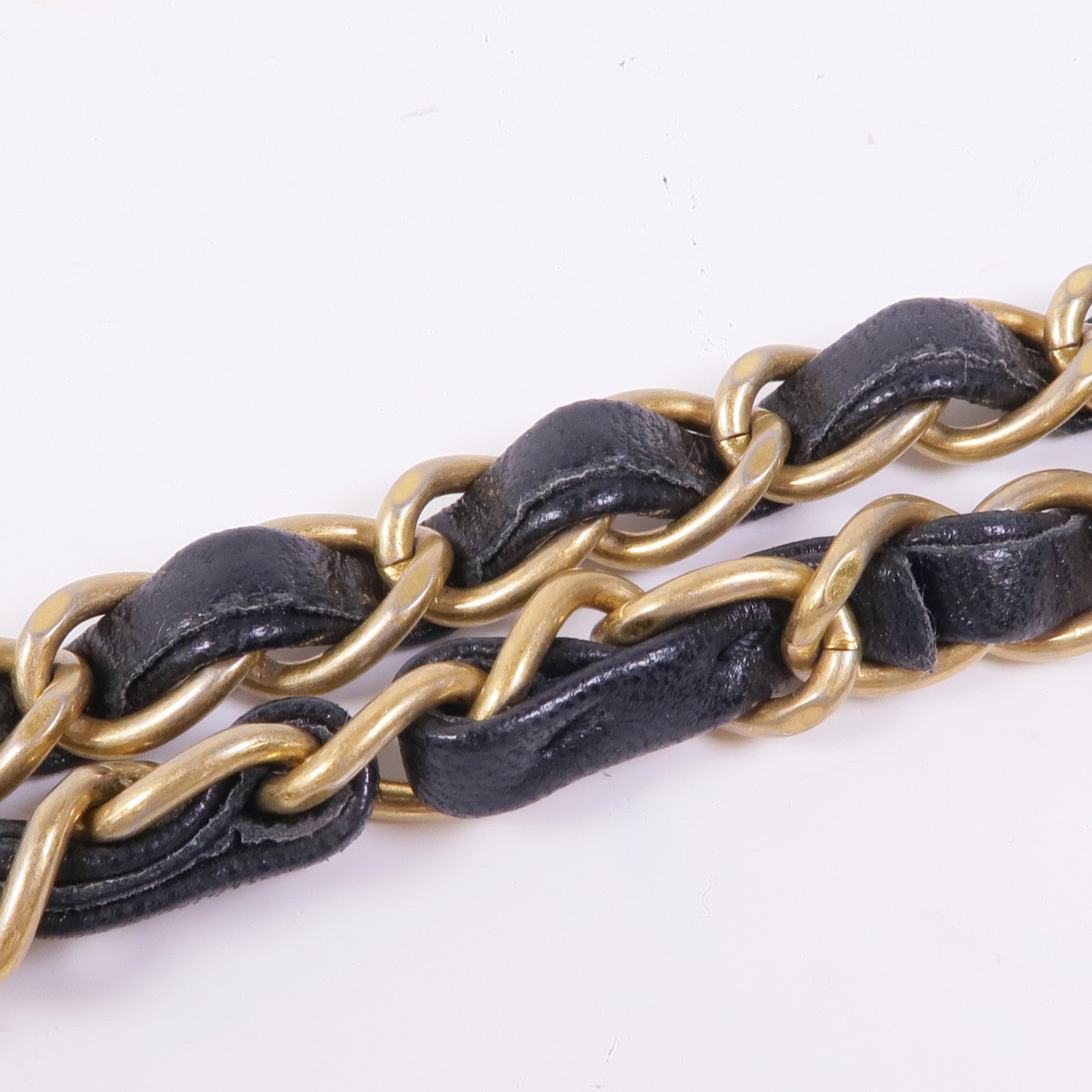 CHANEL 牛皮皮革Chain Shoulder金扣鏈帶肩背袋