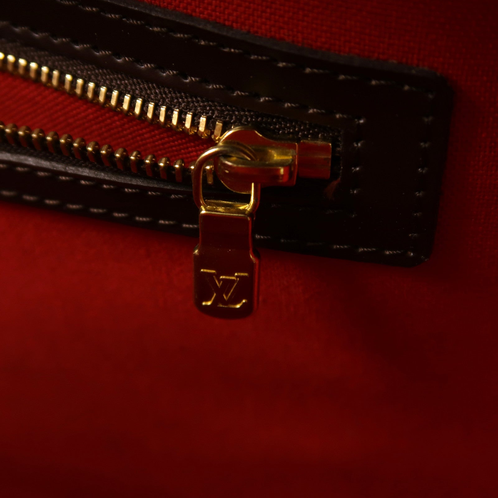 LOUIS VUITTON **【激減優惠】Damier Ebene Nolita 24金扣手挽袋啡色
