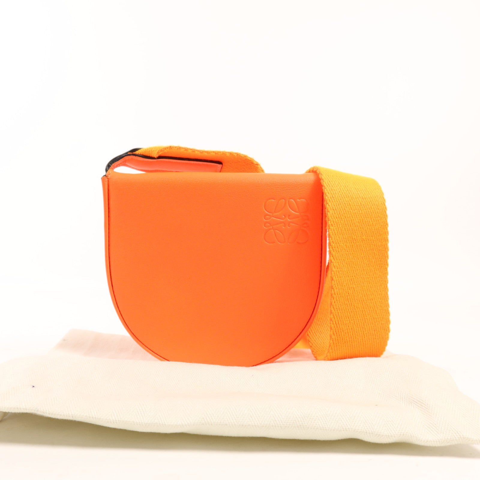 LOEWE 牛皮皮革Shoulder Bag肩背袋