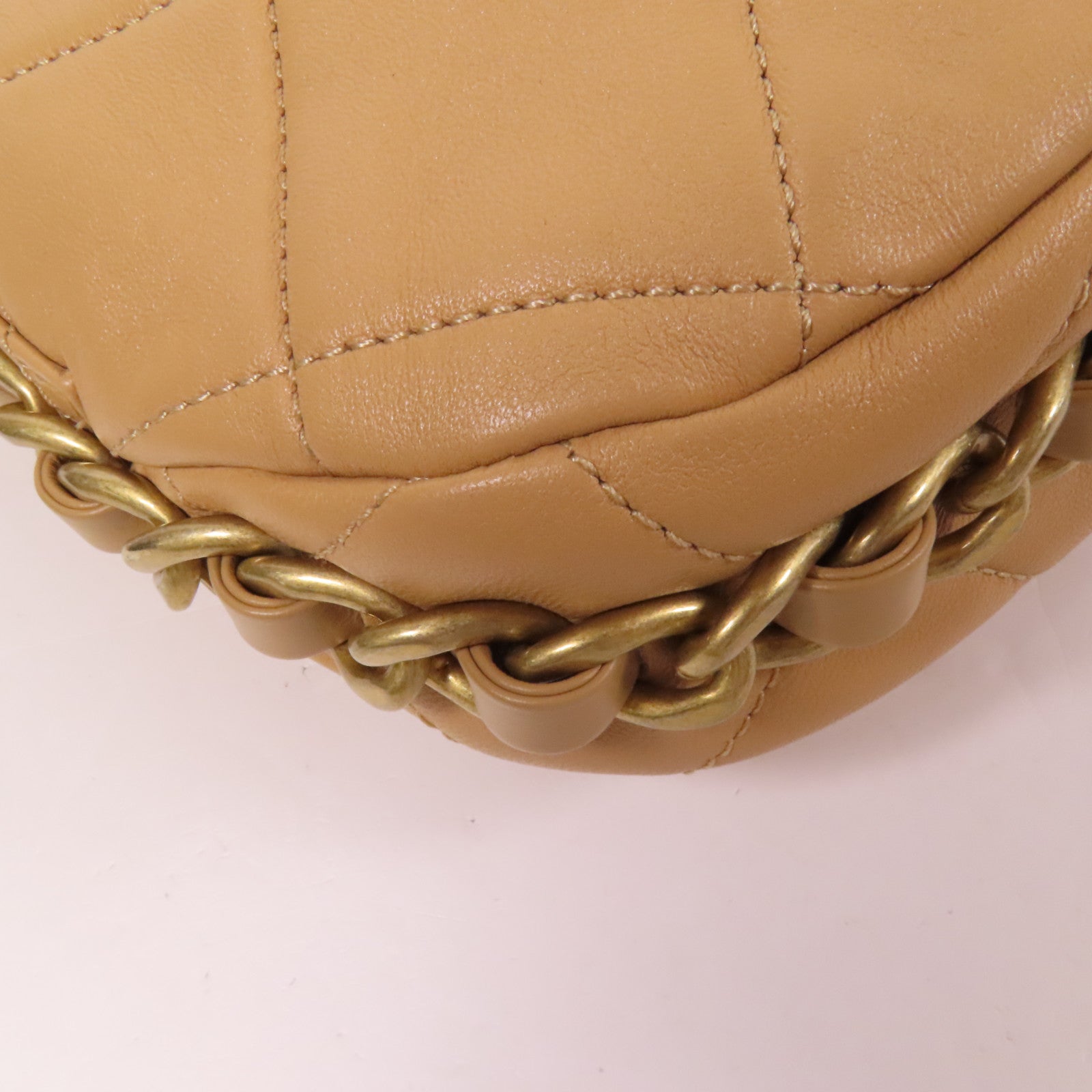 CHANEL 牛皮皮革Chain Shoulder金扣鏈帶肩背袋