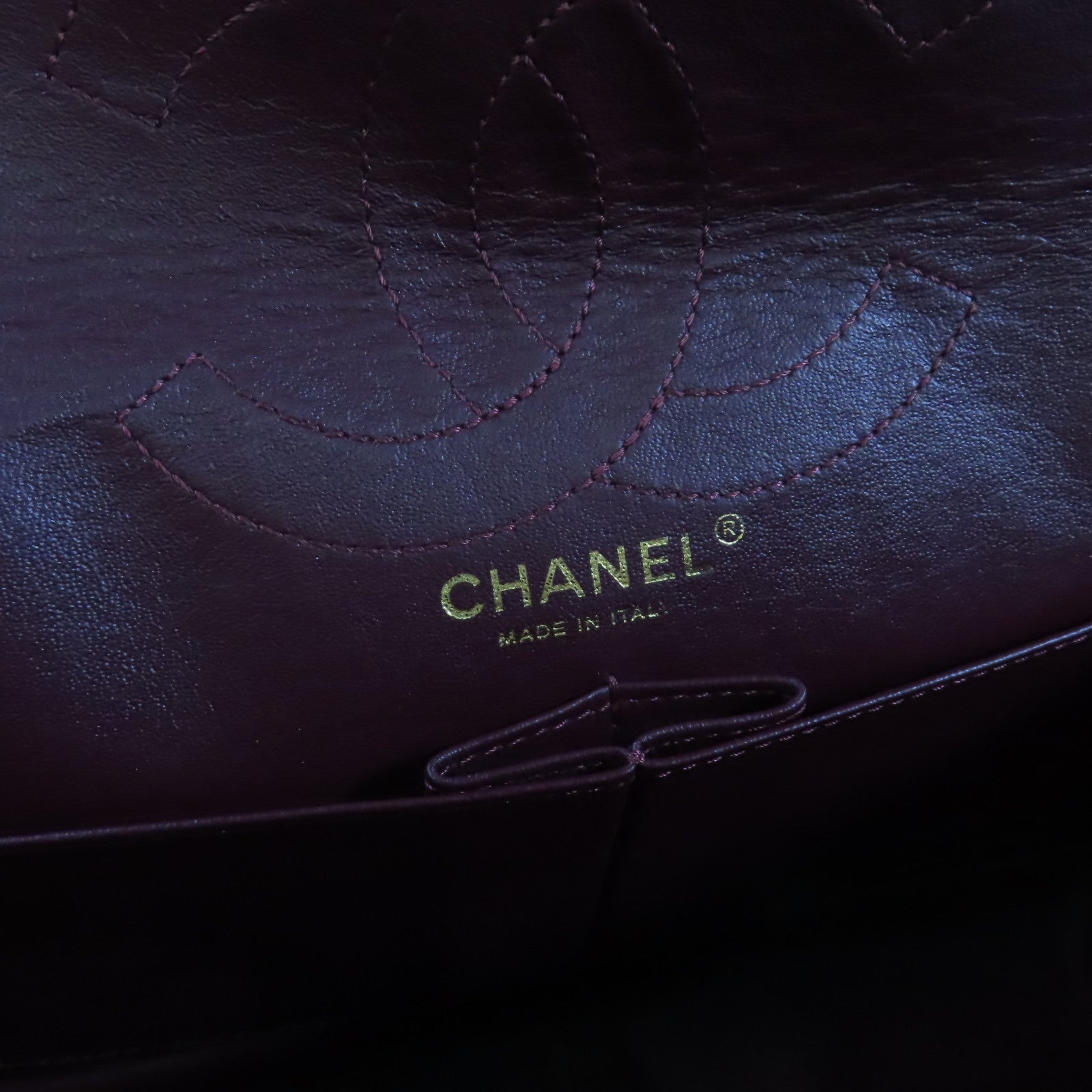 CHANEL 菱格羊皮皮革2.55 Medium Chain Shoulder Bag金扣鏈帶肩背袋黑色