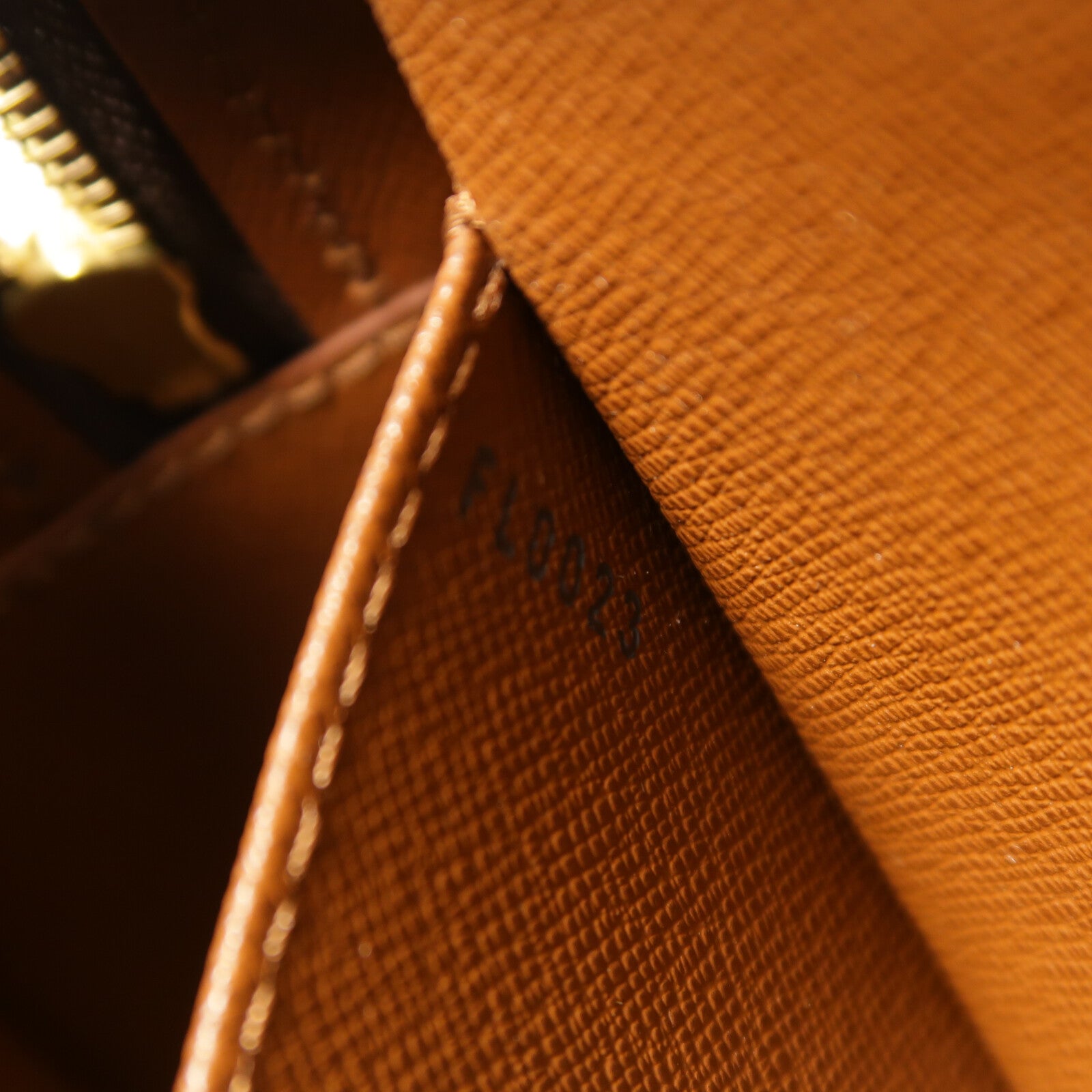LOUIS VUITTON Monogram Cite GM金扣肩背袋棕色