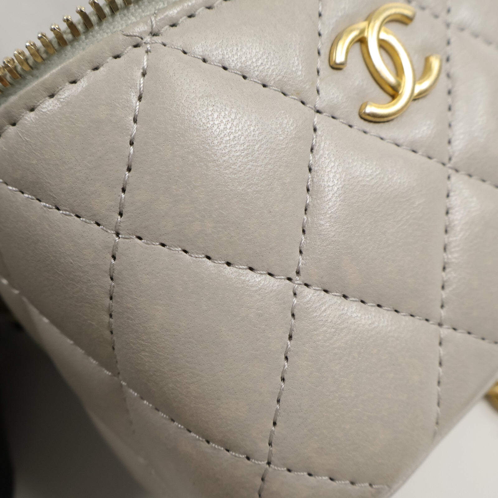 CHANEL 羊皮皮革Mini Handle Vanity Case鏈帶肩背袋