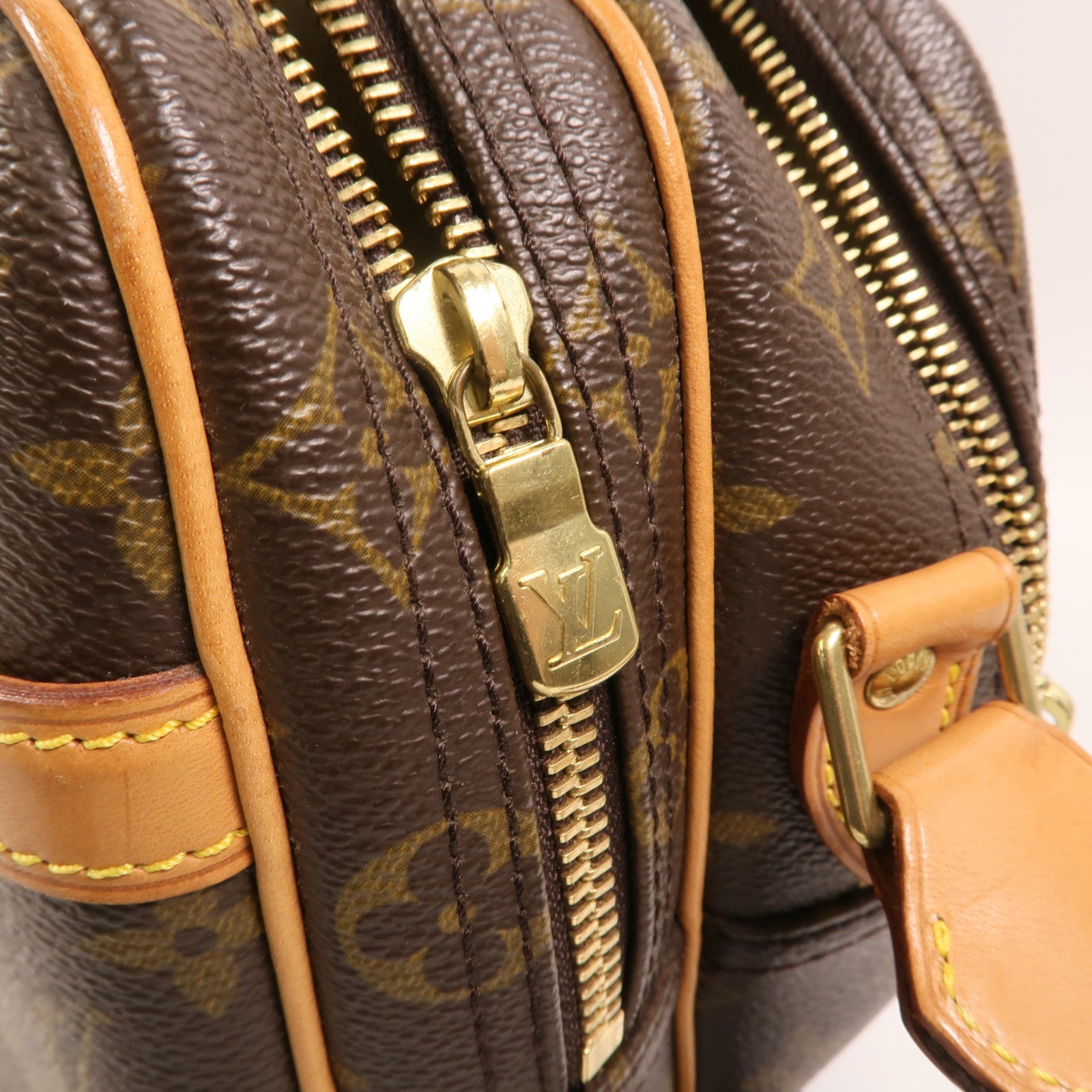 LOUIS VUITTON Monogram Reporter PM金扣肩背袋
