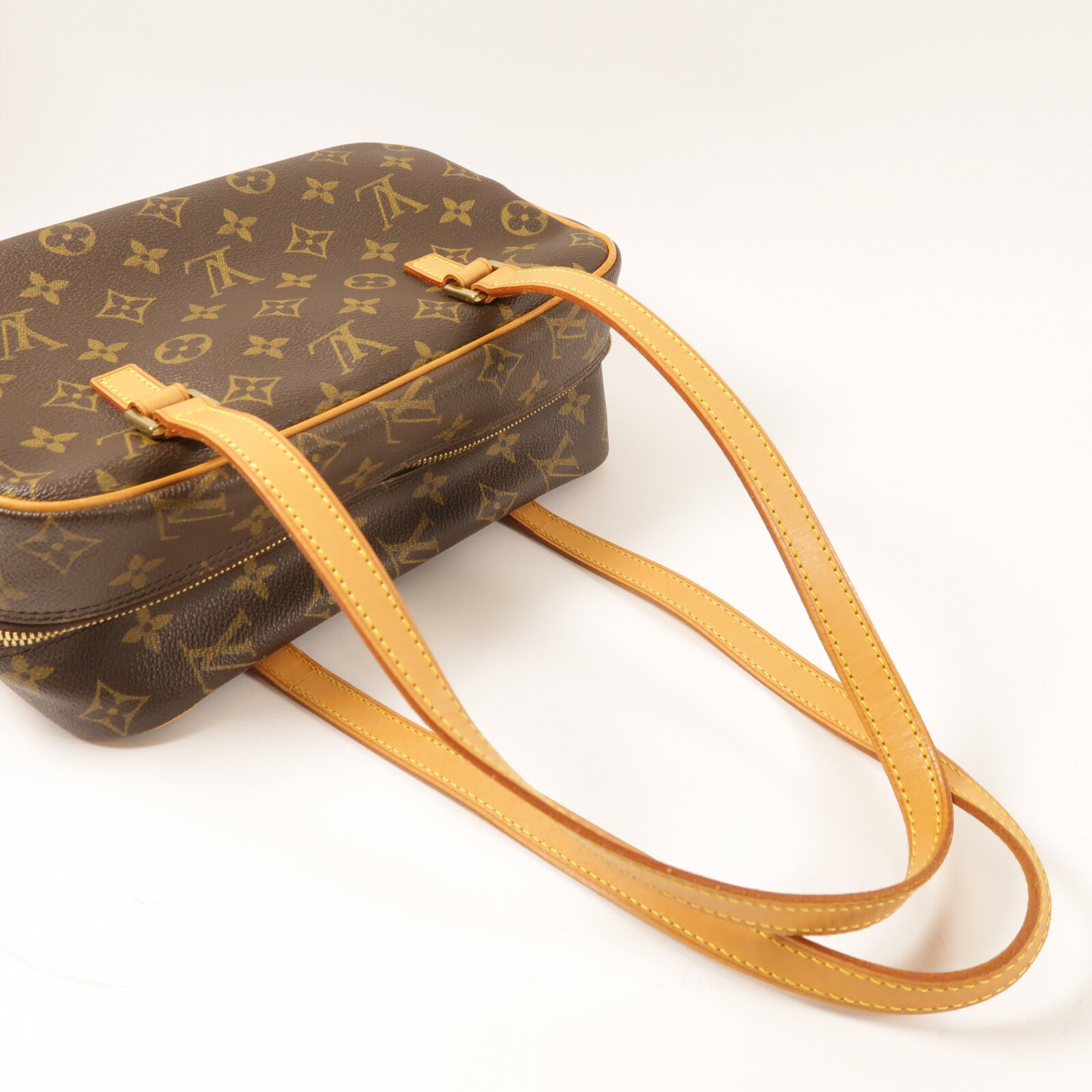 LOUIS VUITTON Monogram Cite GM金扣肩背袋棕色