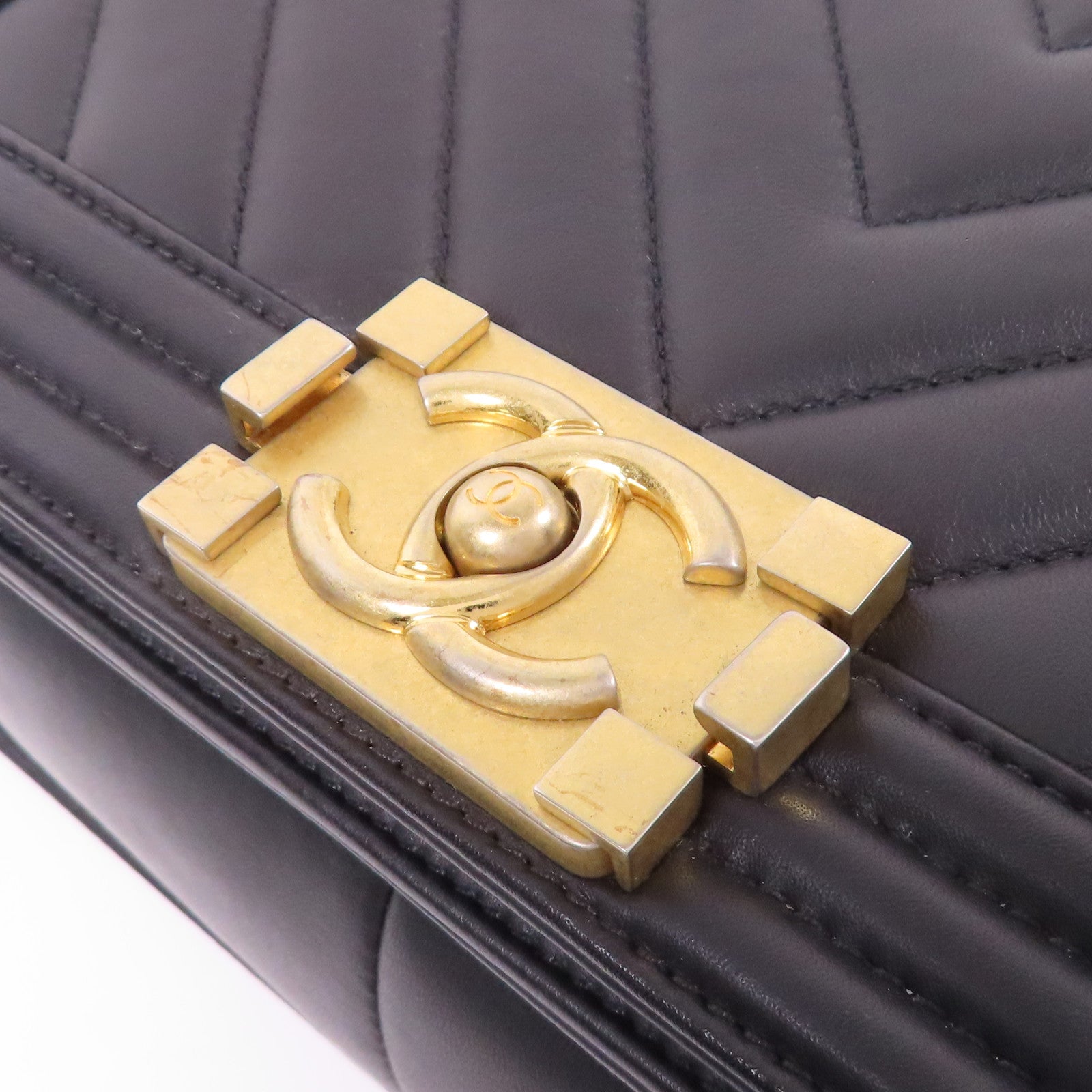 CHANEL CC GHW Boy 25 Chain Shoulder Bag Lambskin Leather Black