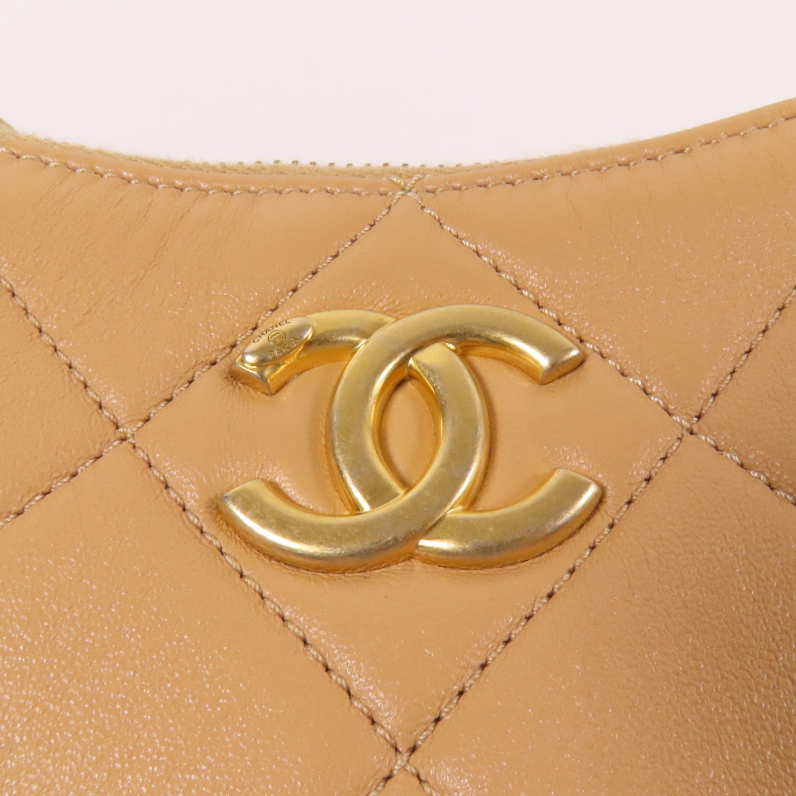 CHANEL 牛皮皮革Chain Shoulder金扣鏈帶肩背袋