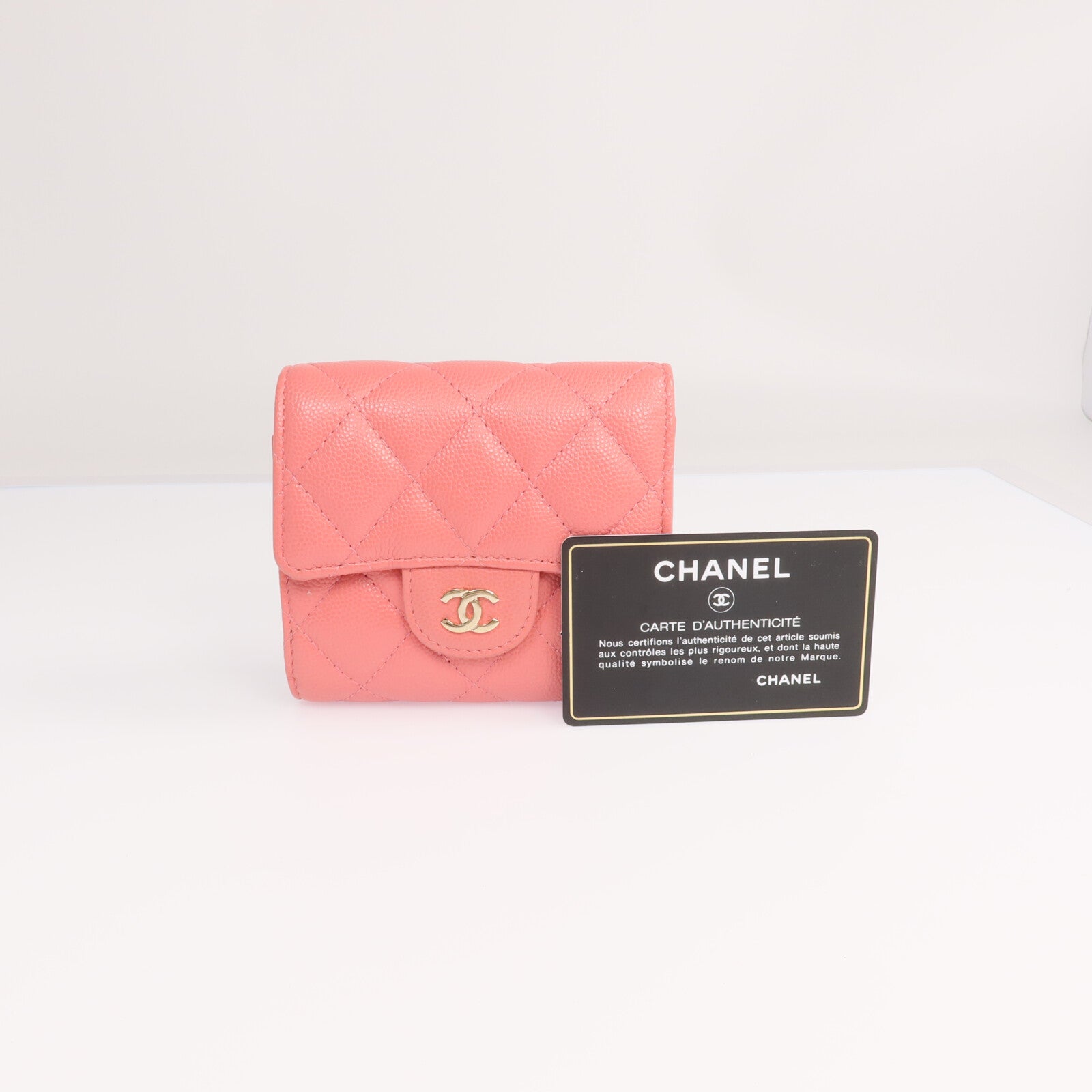 CHANEL 【激減優惠】牛皮皮革Wallet金扣錢包