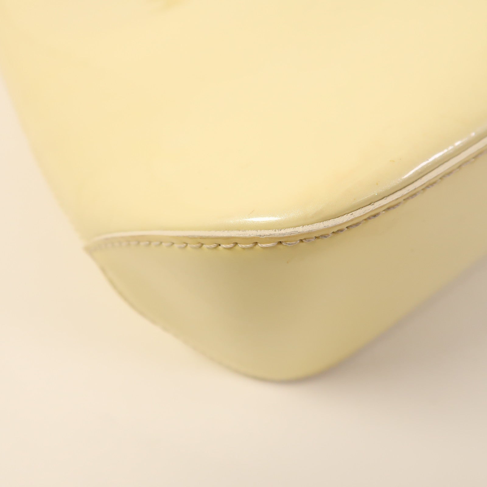 LOUIS VUITTON Vernis Brentwood金扣肩背袋