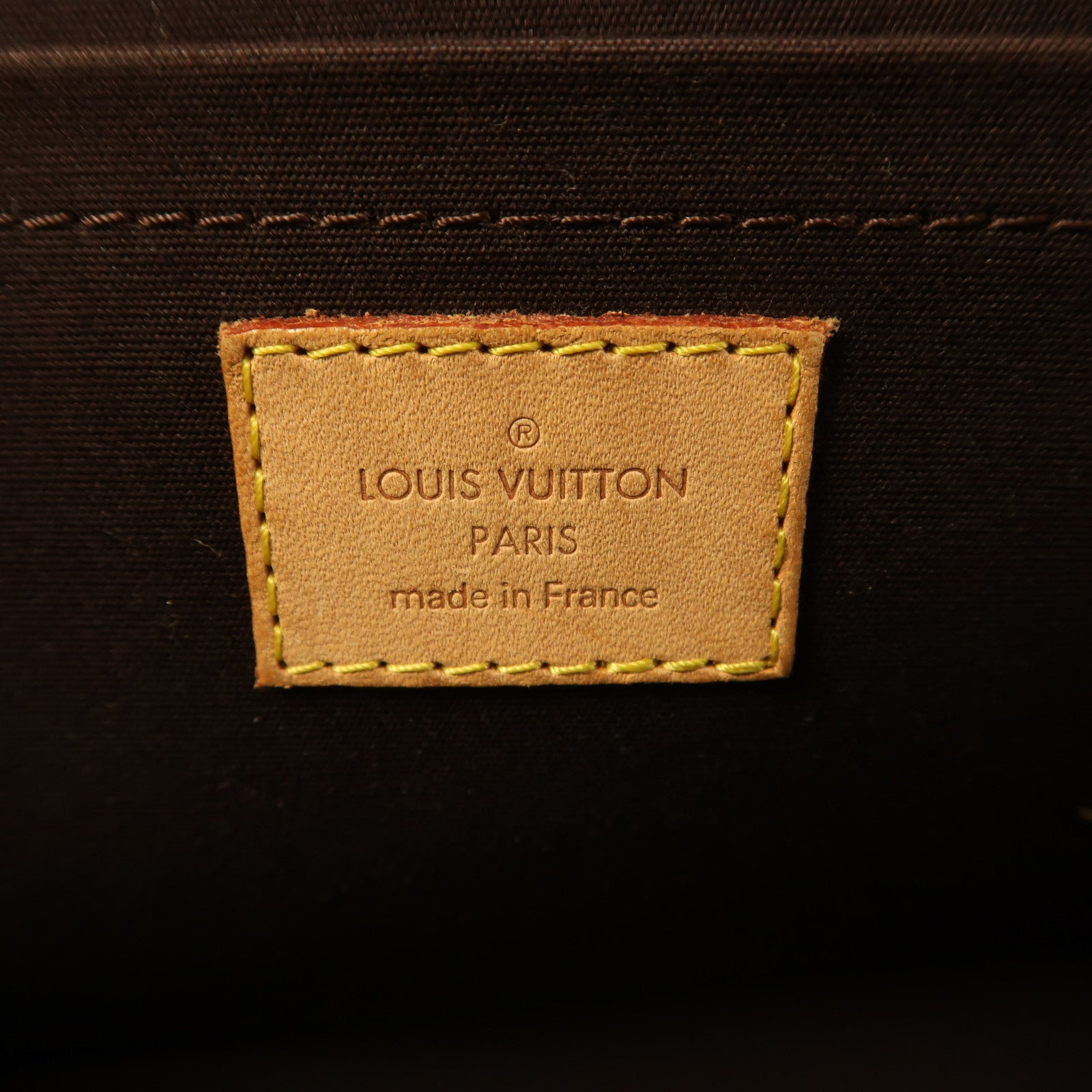 LOUIS VUITTON Vernis Rosewood Avenue金扣肩背袋