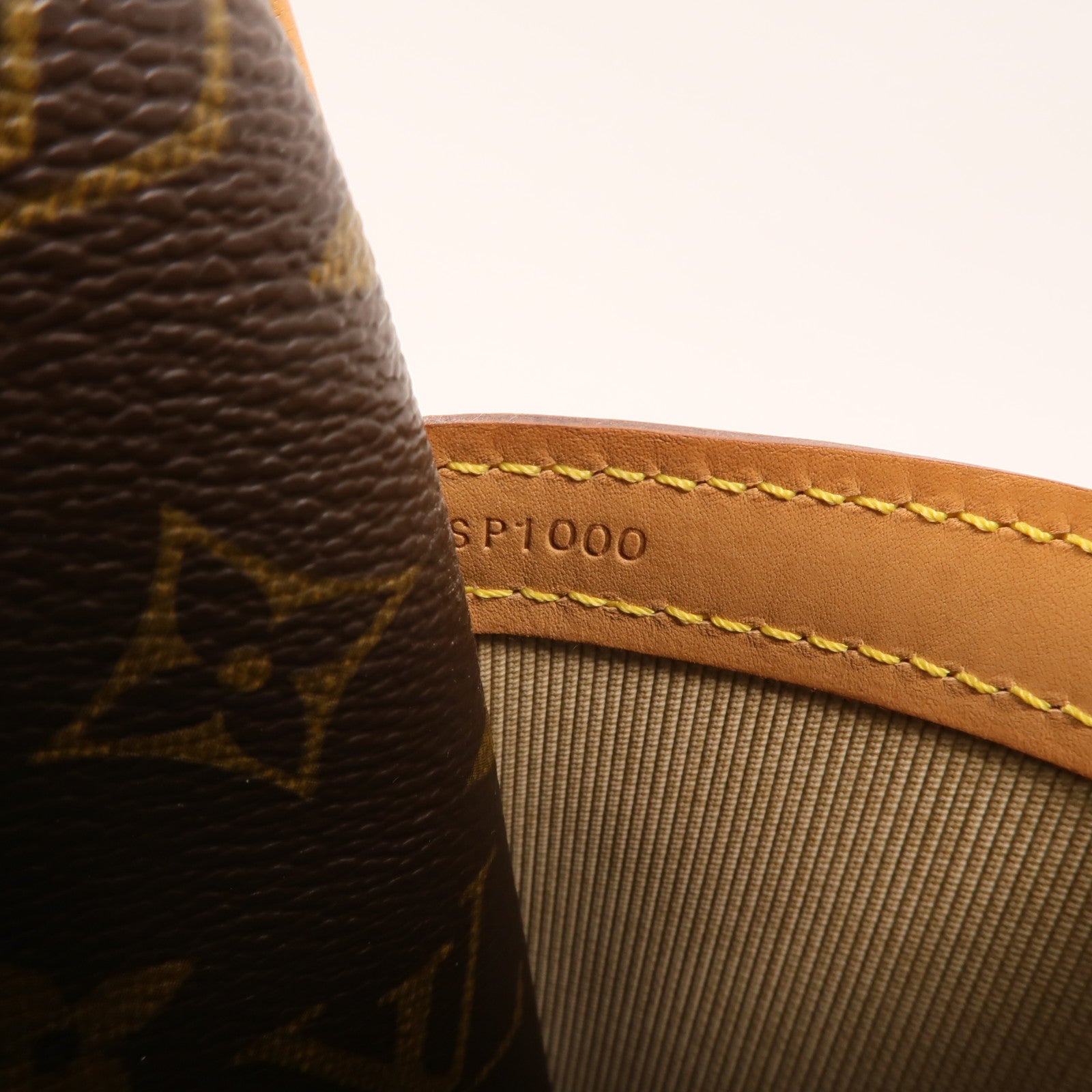 LOUIS VUITTON Monogram Reporter PM金扣肩背袋