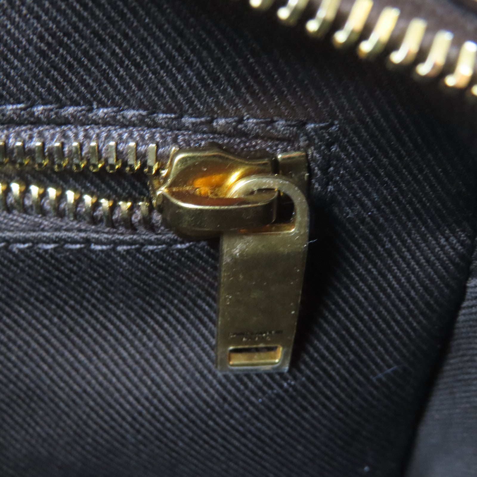 SAINT LAURENT 塗層帆布Camera Bag金扣肩背袋啡色