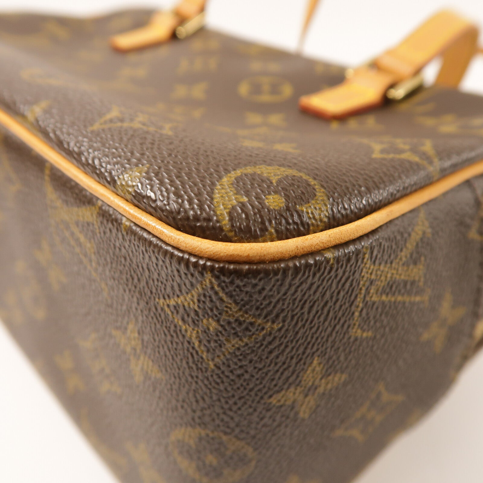 LOUIS VUITTON Monogram Cite GM金扣肩背袋棕色