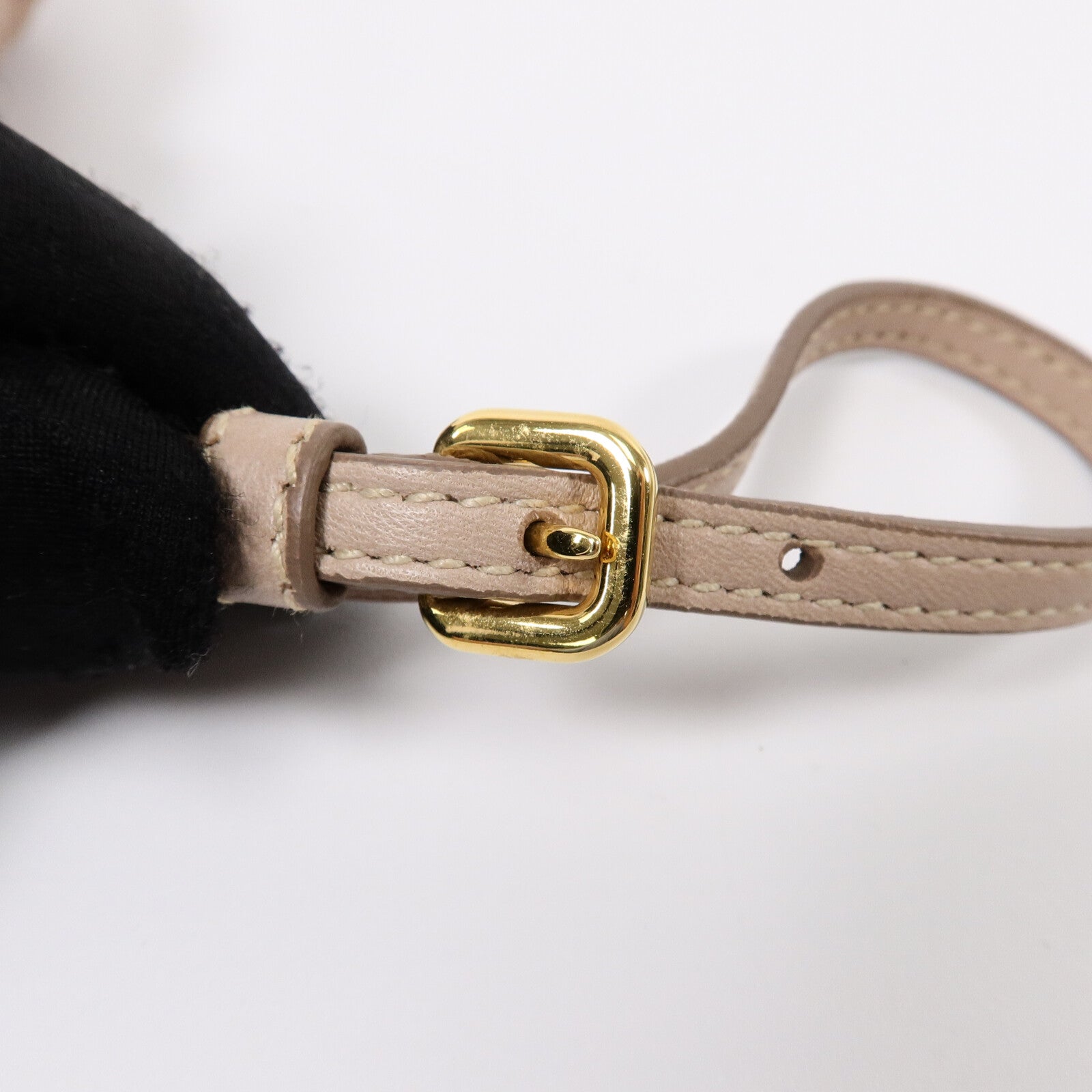 PRADA 牛皮皮革Gaufre Wristlet金扣手拿包黑色